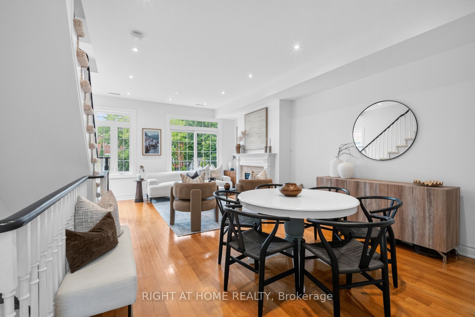 722F Kingston Road, Toronto, ON M4E 1R7 photo 5