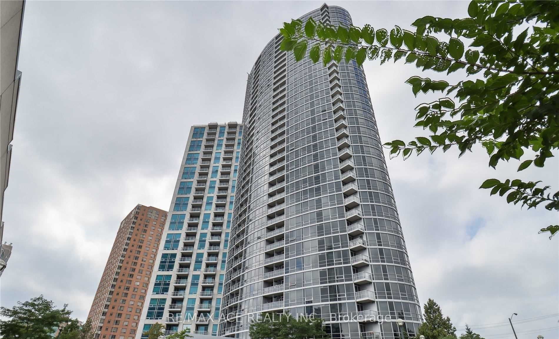 83 Borough Drive 803, Toronto, ON M1P 5E4
