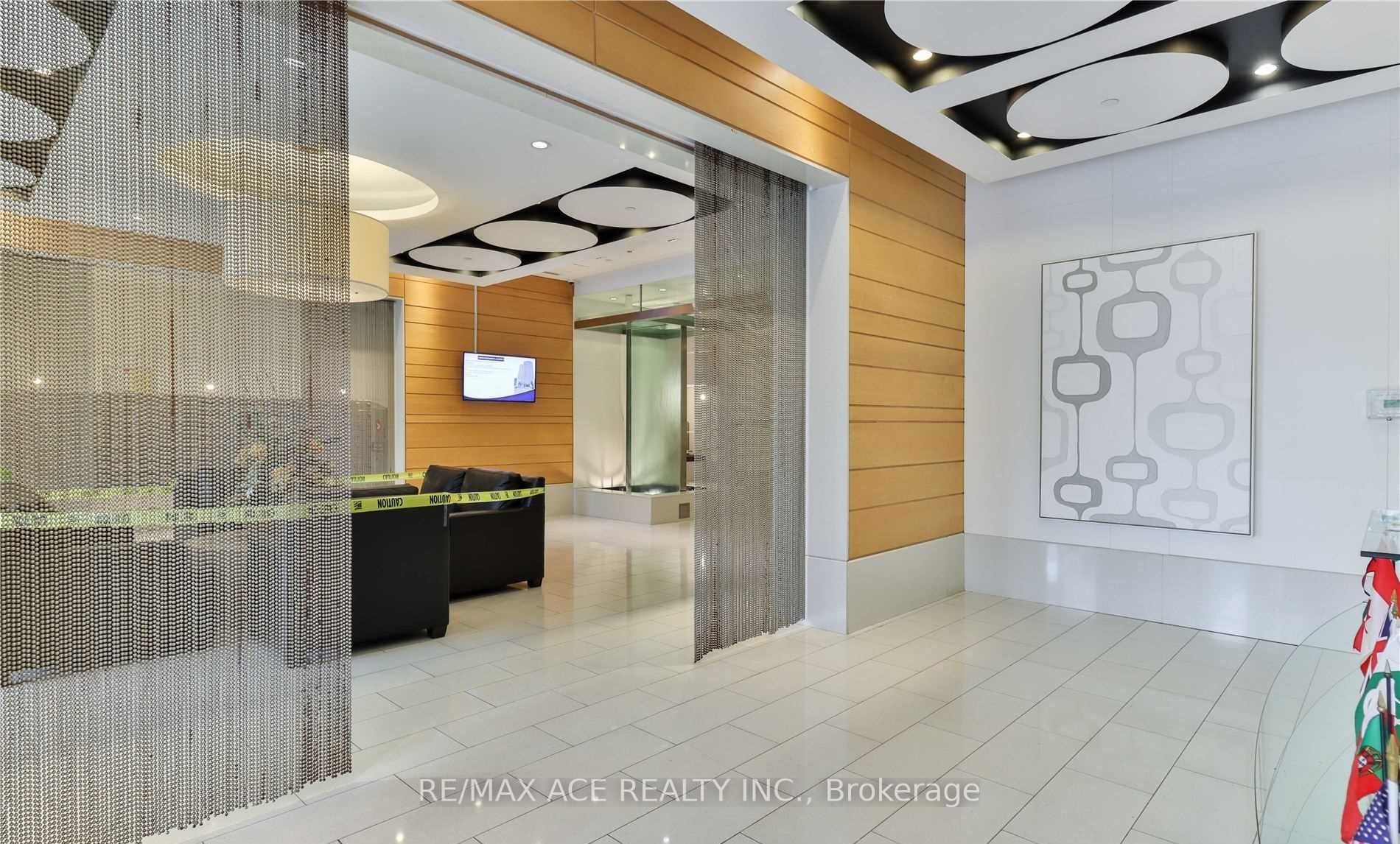 83 Borough Drive 803, Toronto, ON M1P 5E4 photo 3