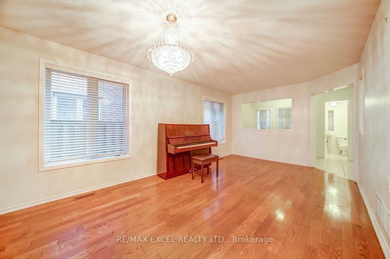 175 Shepton Way Upper, Toronto, ON M1V 5N4 photo 5