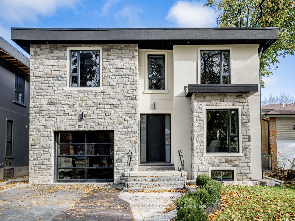 19 Donalda Crescent UPPER, Toronto, ON M1S 1N5