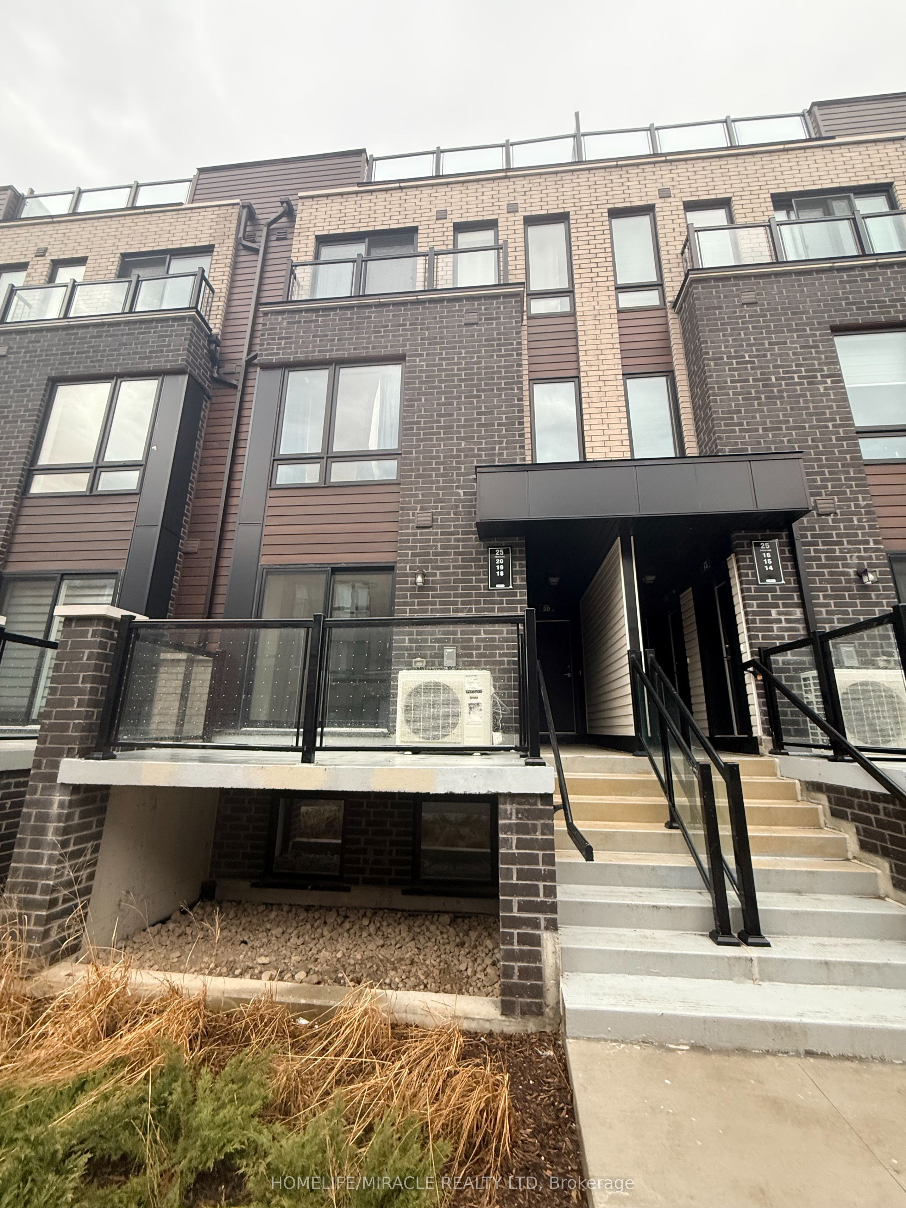 25 Priya Lane 19, Toronto, ON M1B 0E8 photo 3