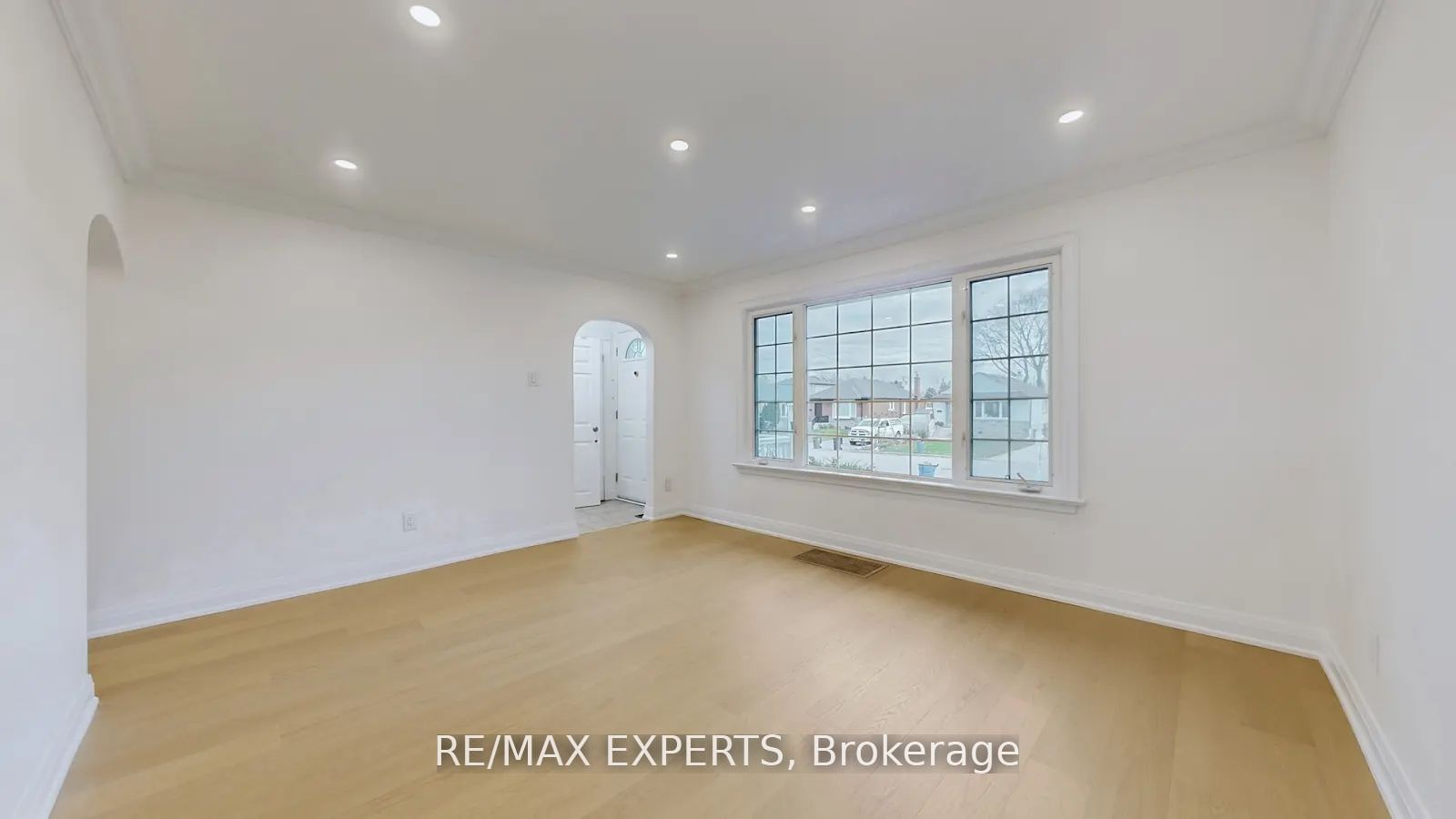 117 Marchington Circle, Toronto, ON M1R 3M9 photo 2