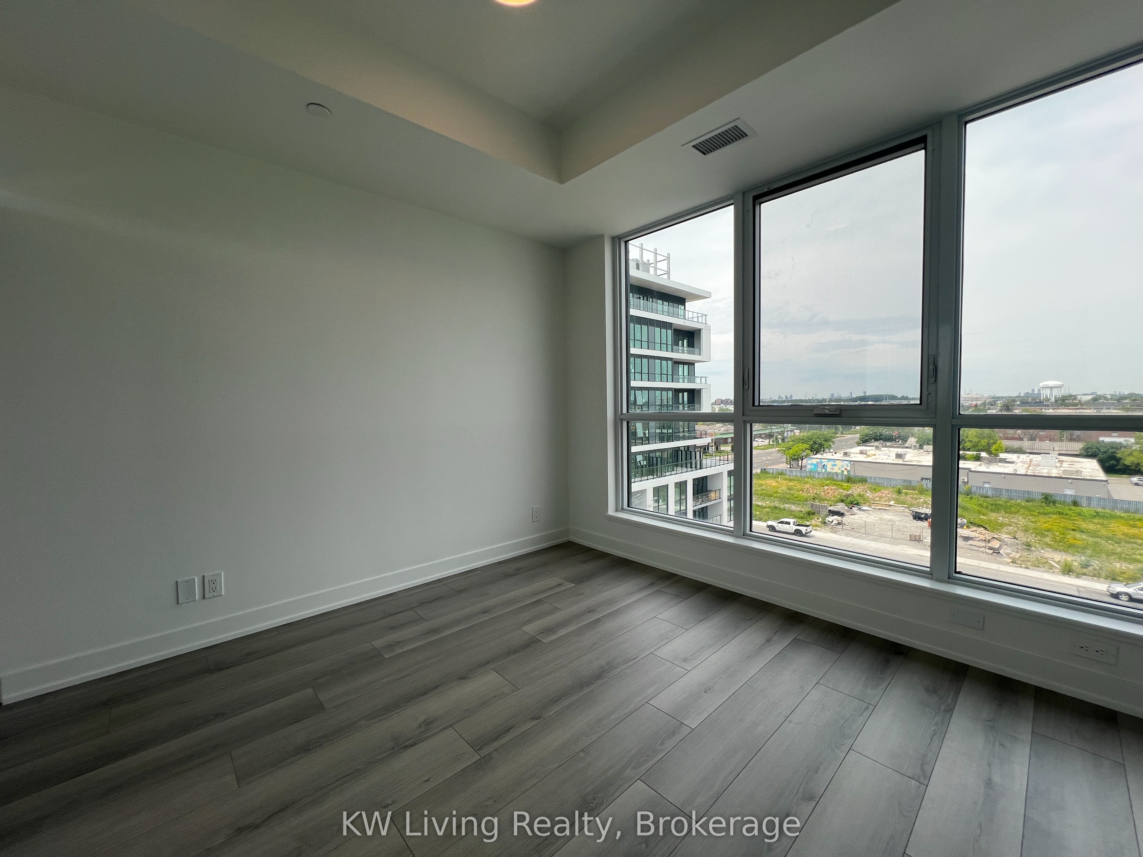 20 Deans Drive 602, Toronto, ON M1L 0J7 photo 3