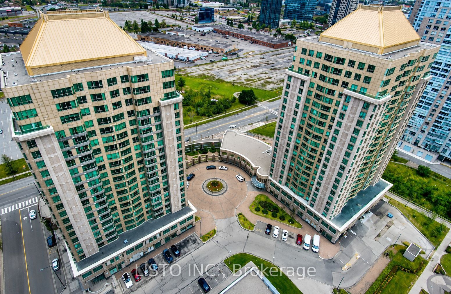 8 Lee Centre Drive 2009, Toronto, ON M1H 3H8 photo 4