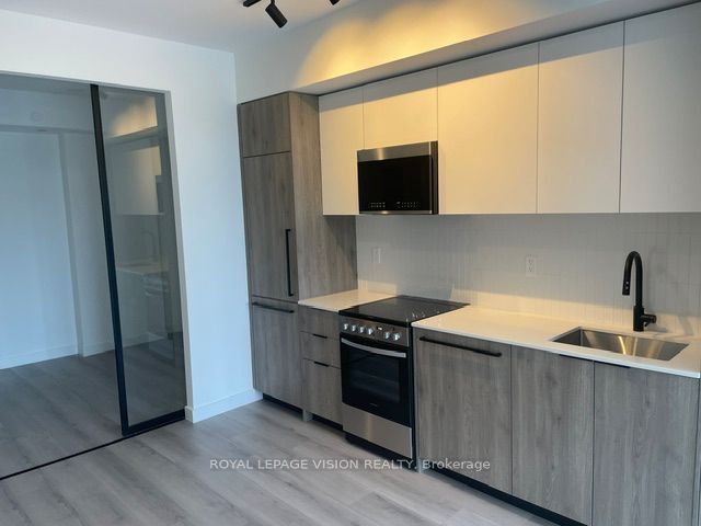 1635 Military Trail 408, Toronto, ON M1C 1B2 photo 4