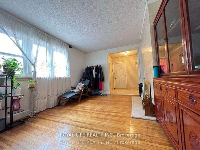 33 Agincourt Drive, Toronto, ON M1S 1M5 photo 2