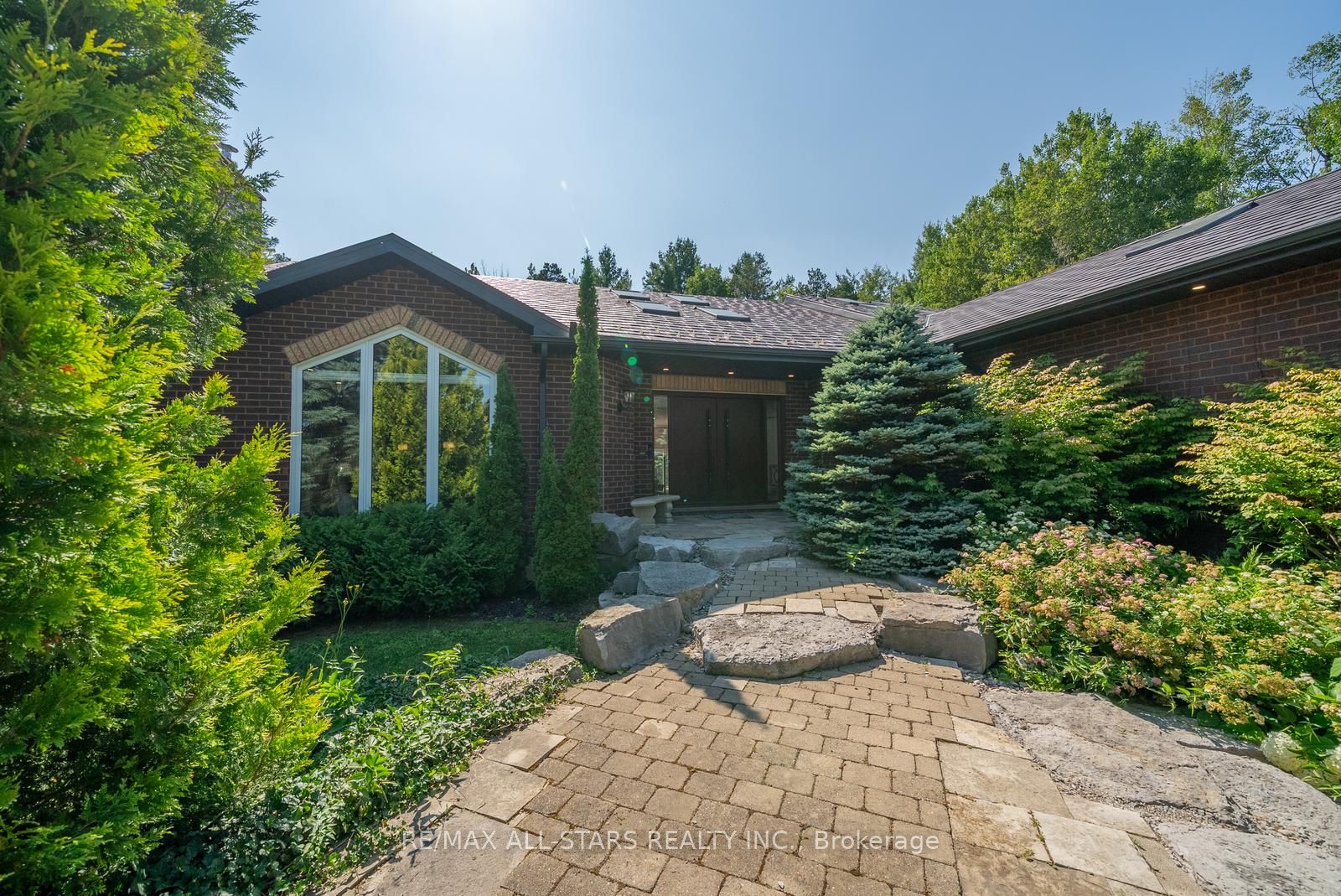 64 Woodbridge Circle, Scugog, ON L9L 2A9 photo 3
