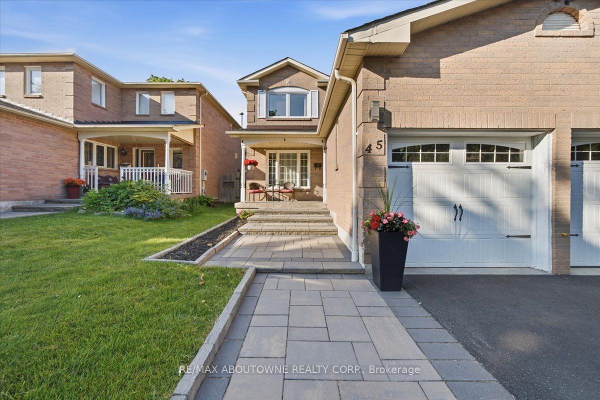45 Willcocks Crescent, Ajax, ON L1T 3L8 photo 4