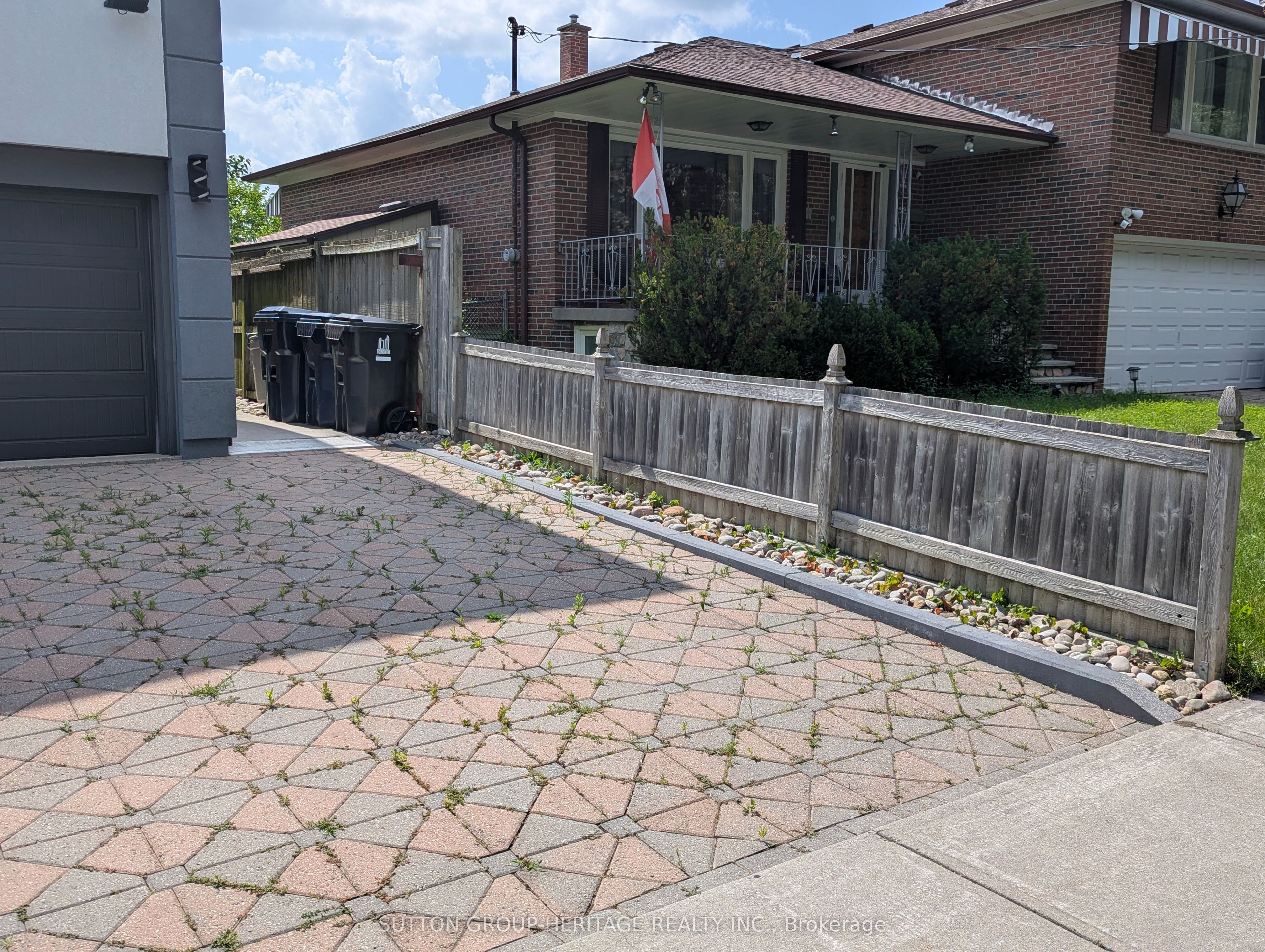 2 Doerr Road Basement, Toronto, ON M1P 4M6 photo 2