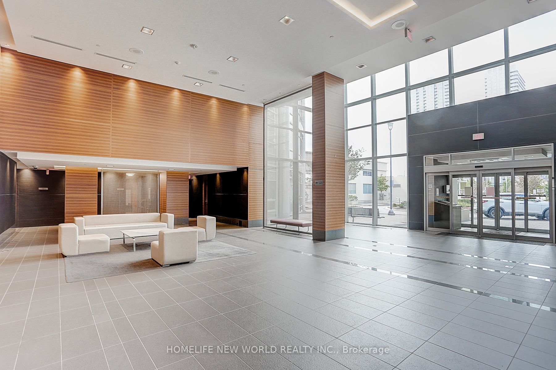 135 VILLAGE GREEN Square 923, Toronto, ON M1S 0G4 photo 5