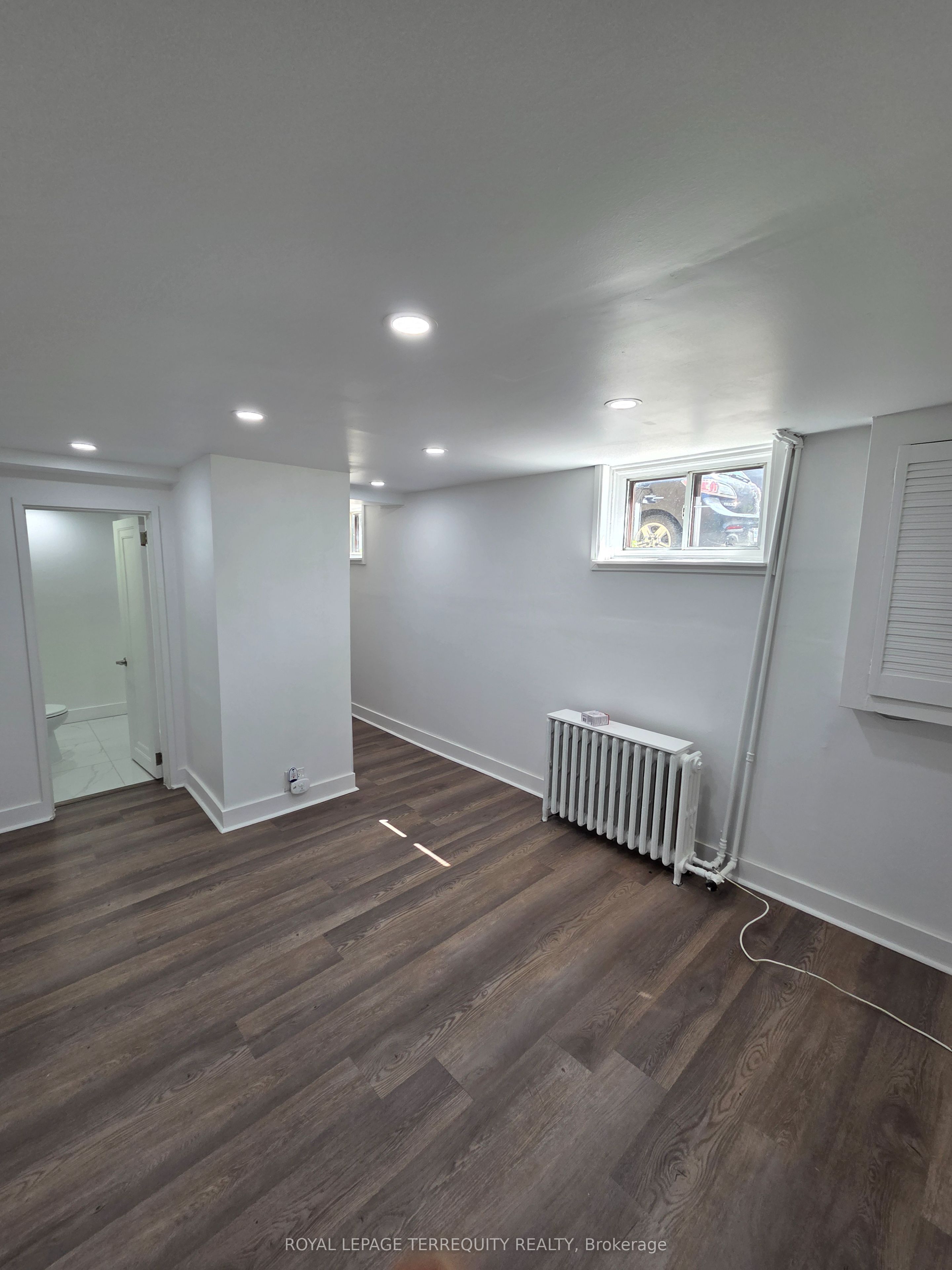 214 Clonmore Drive, Toronto, ON M1N 1Y1