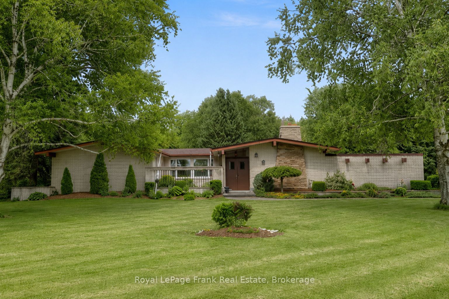 3909 Old Scugog Road, Clarington, ON L1C 3K2 photo 2