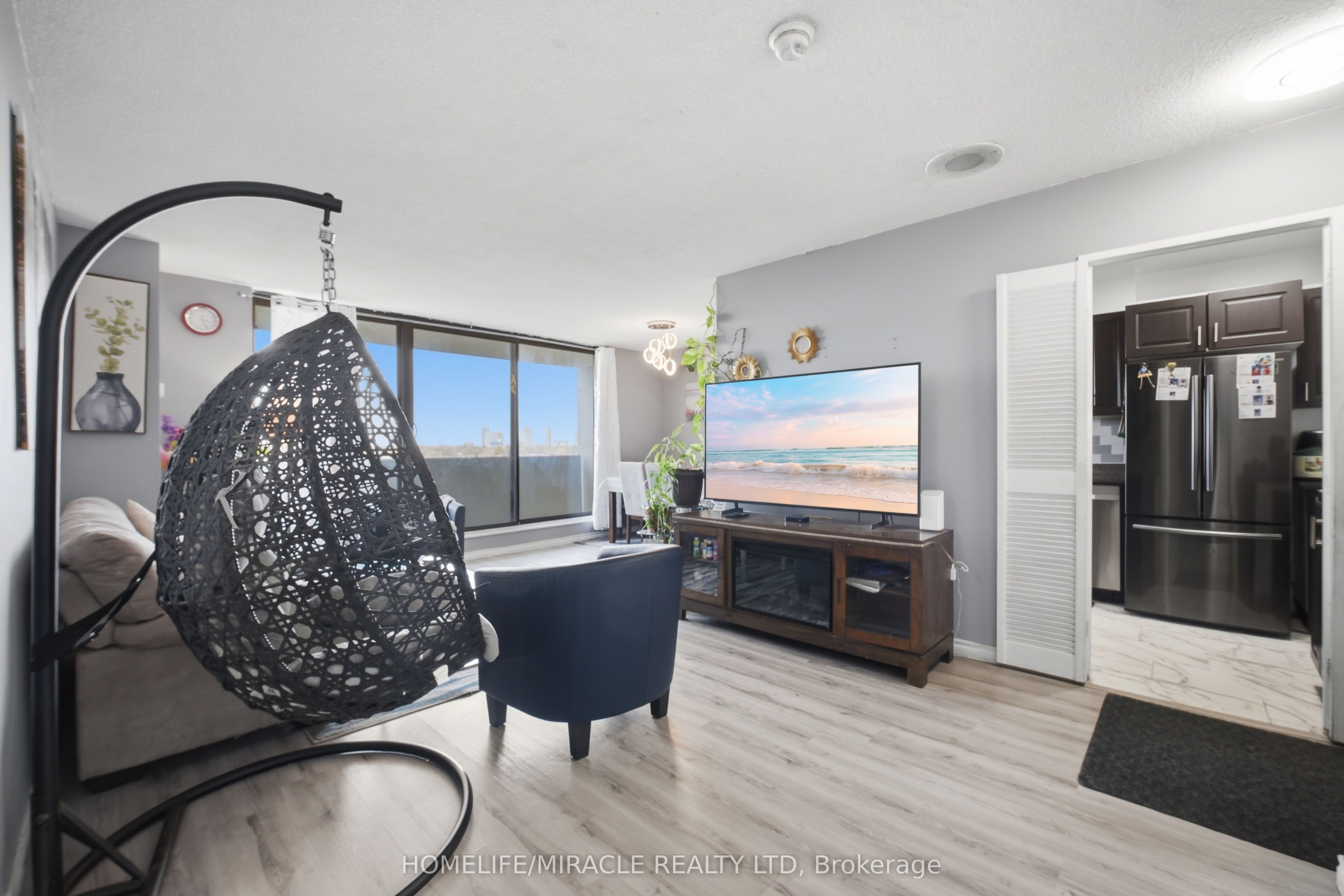 301 Prudential Drive 701, Toronto, ON M1P 4V3 photo 2