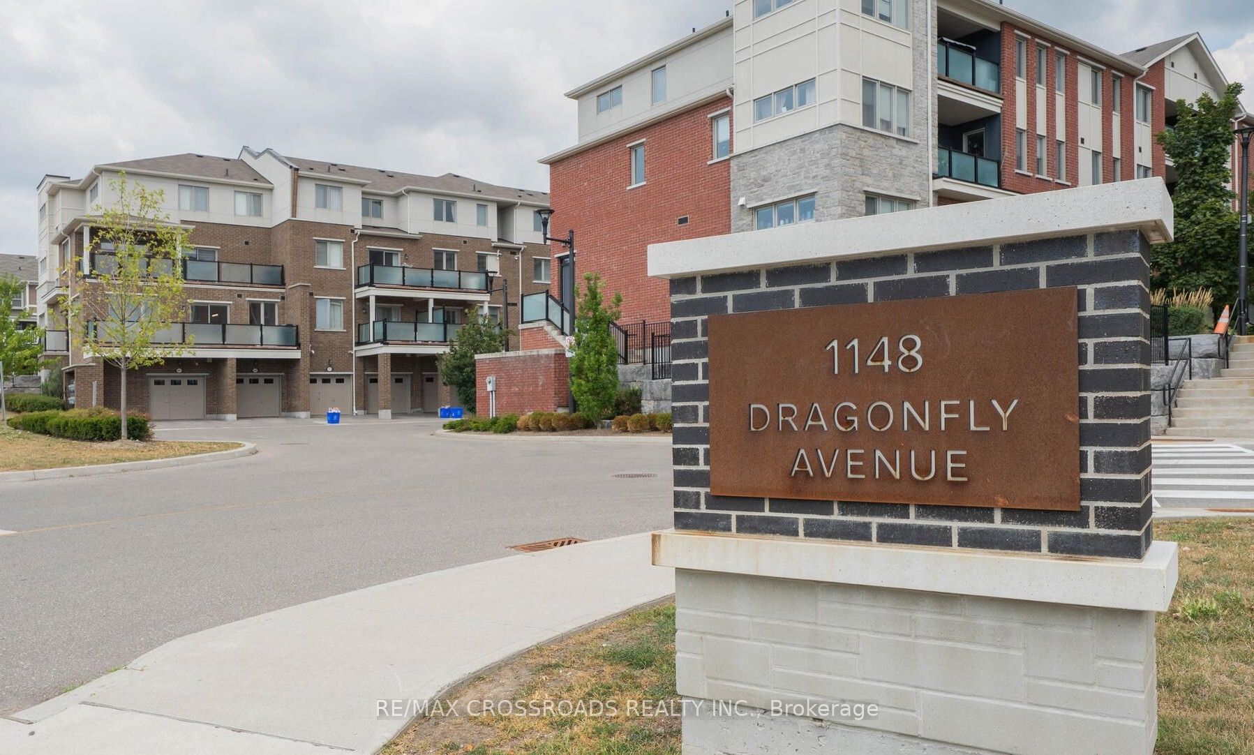 1148 Dragonfly Avenue 207, Pickering, ON L1X 0H5