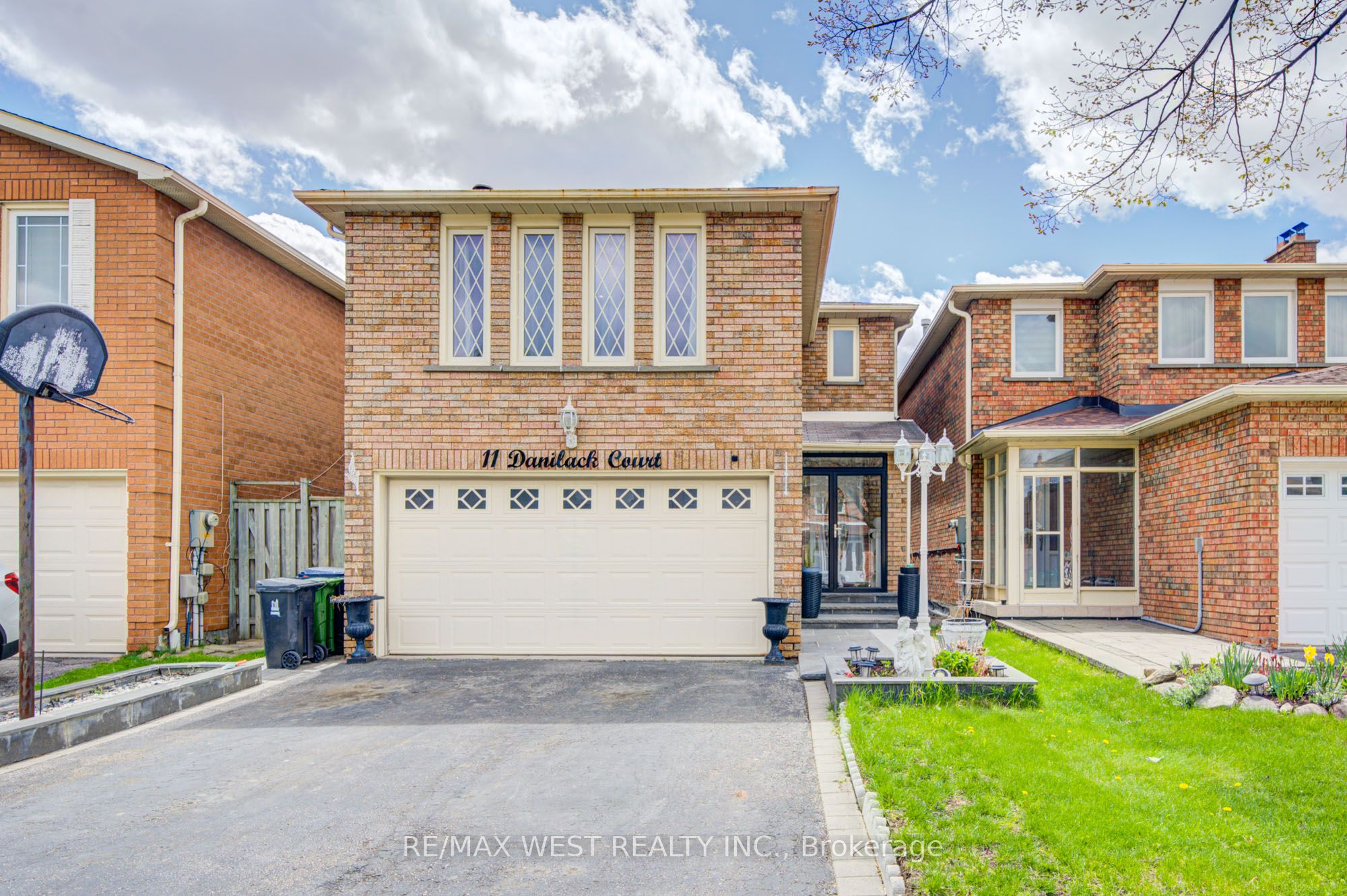 11 Danilack Court, Toronto, ON M1V 4L8 photo 5