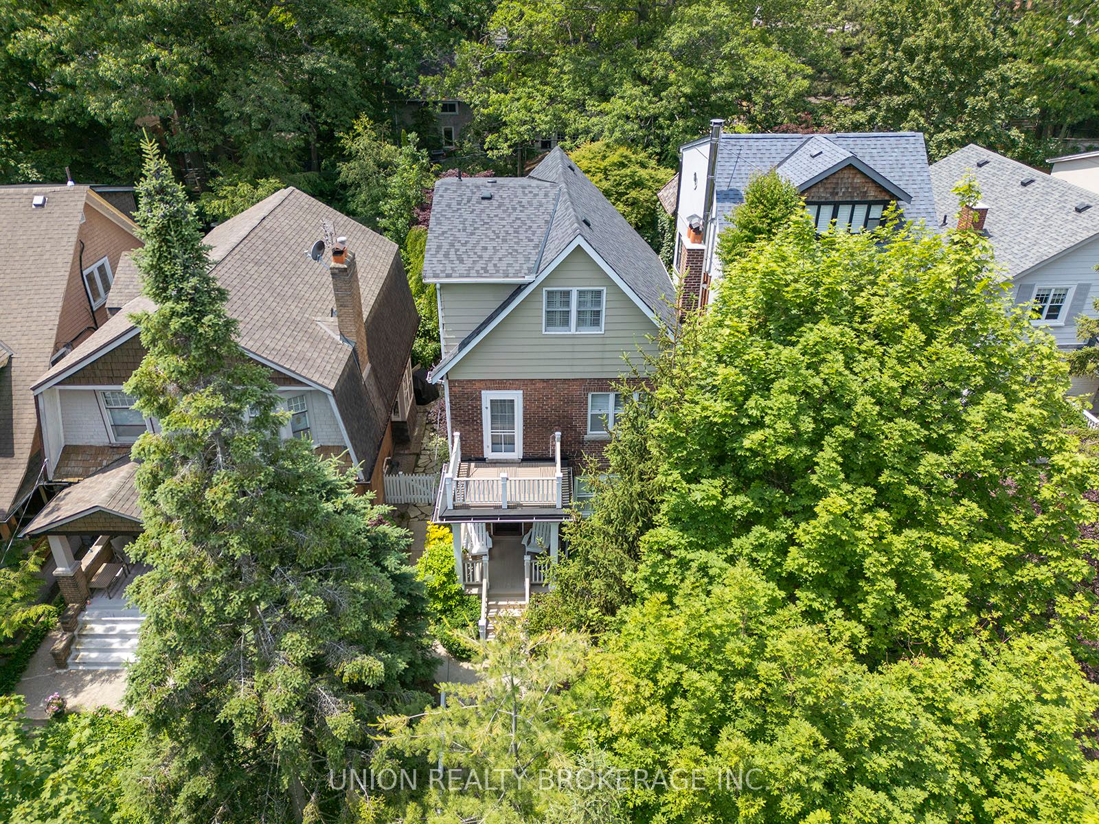 102 Neville Park Boulevard, Toronto, ON M4E 3P8 photo 2