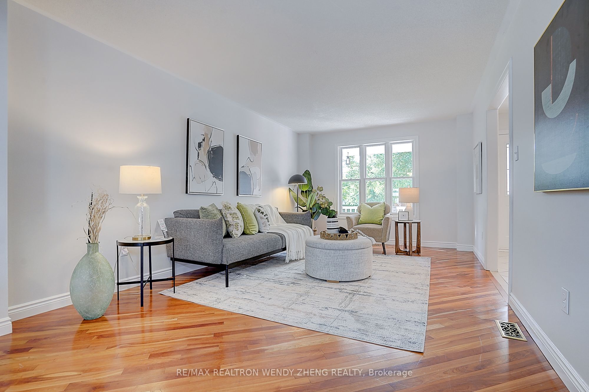 17 Pebblebeach Drive, Clarington, ON L1E 2C2 photo 3