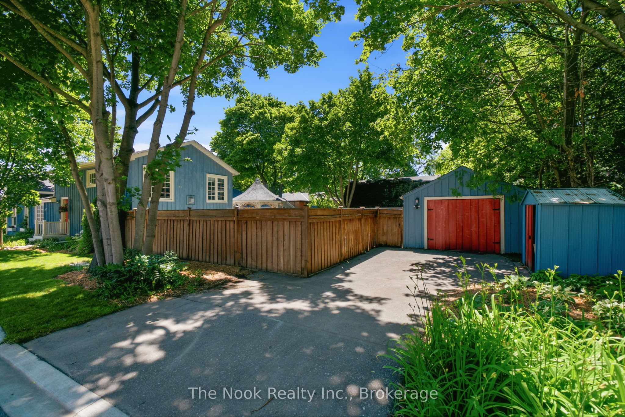 400 Byron Street S, Whitby, ON L1N 4R1 photo 5