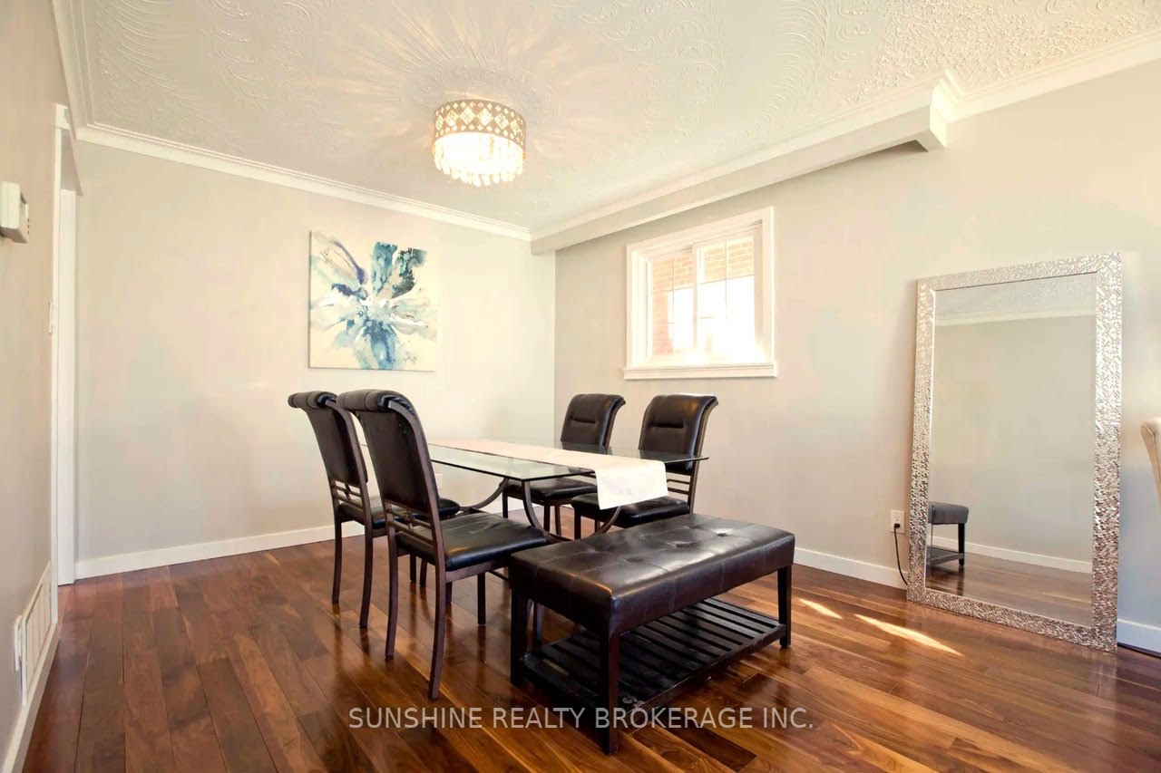 121 Sammon Avenue, Toronto, ON M4J 1Y9 photo 5