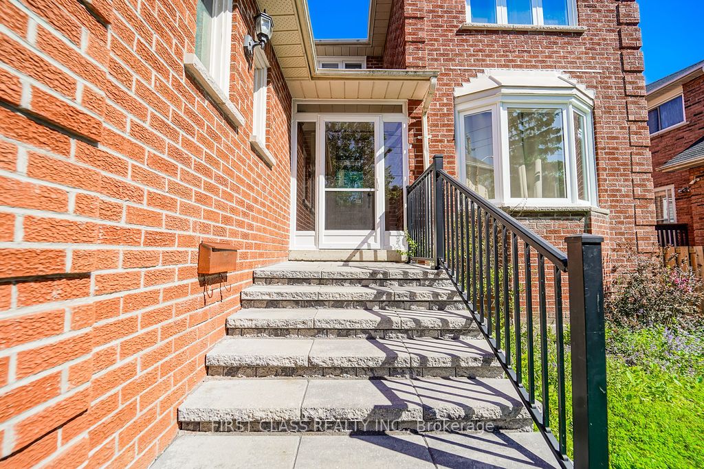 2992 Range Line Road, Ajax, ON L1S 6V9 photo 3