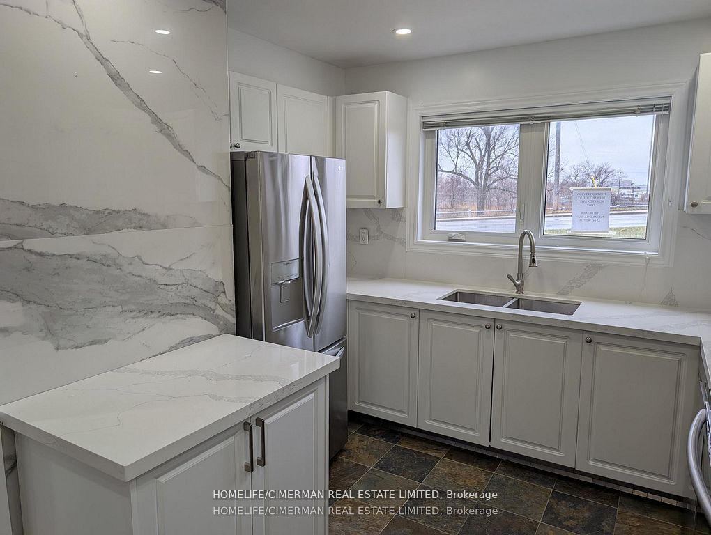 361 Birchmount Road, Toronto, ON M1K 1M6 photo 2