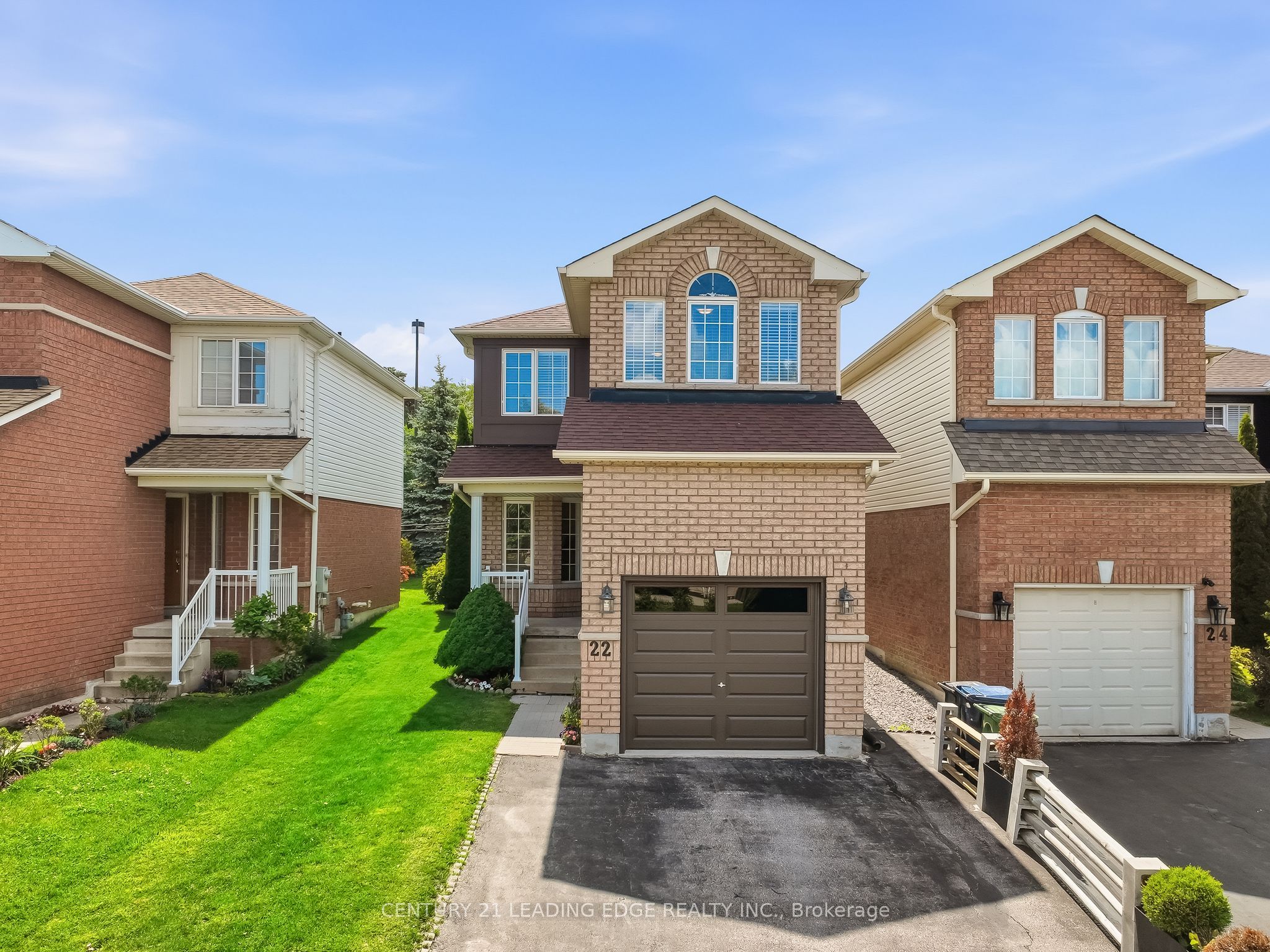 22 Andona Crescent, Toronto, ON M1C 5J6