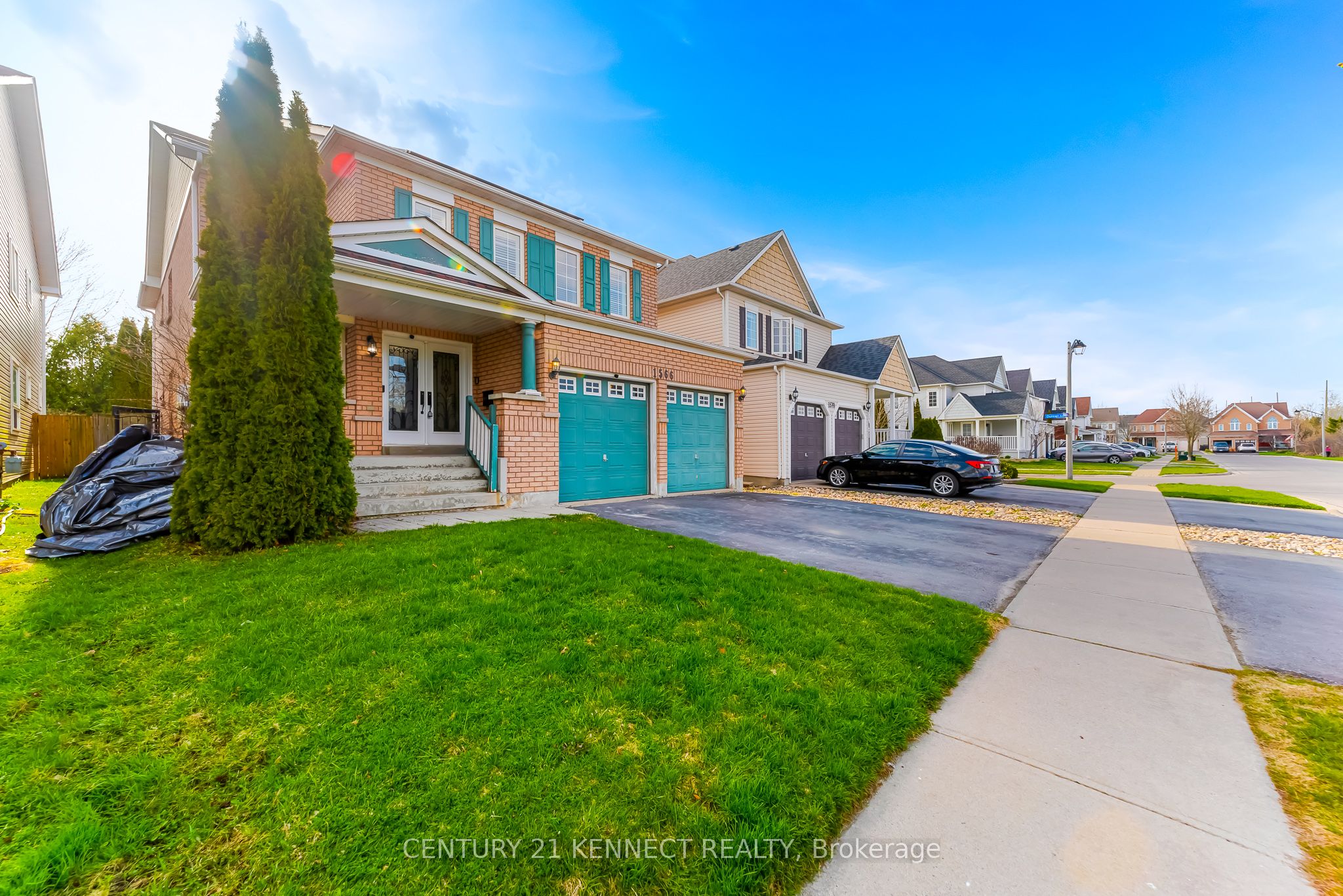 1566 Aldergrove Drive, Oshawa, ON L1K 2Y2 photo 3