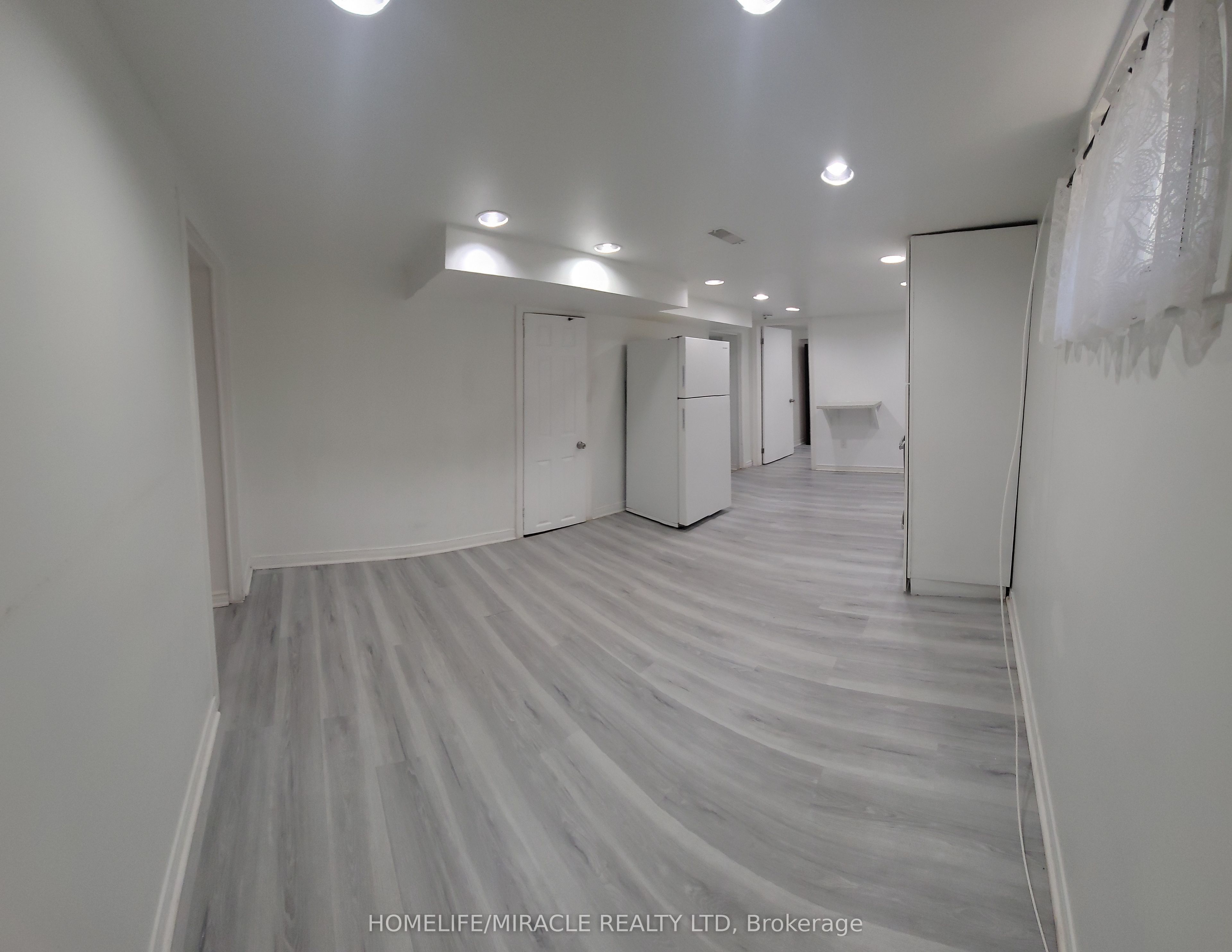 1 Homestead Road, Toronto, ON M1E 3R8 photo 4