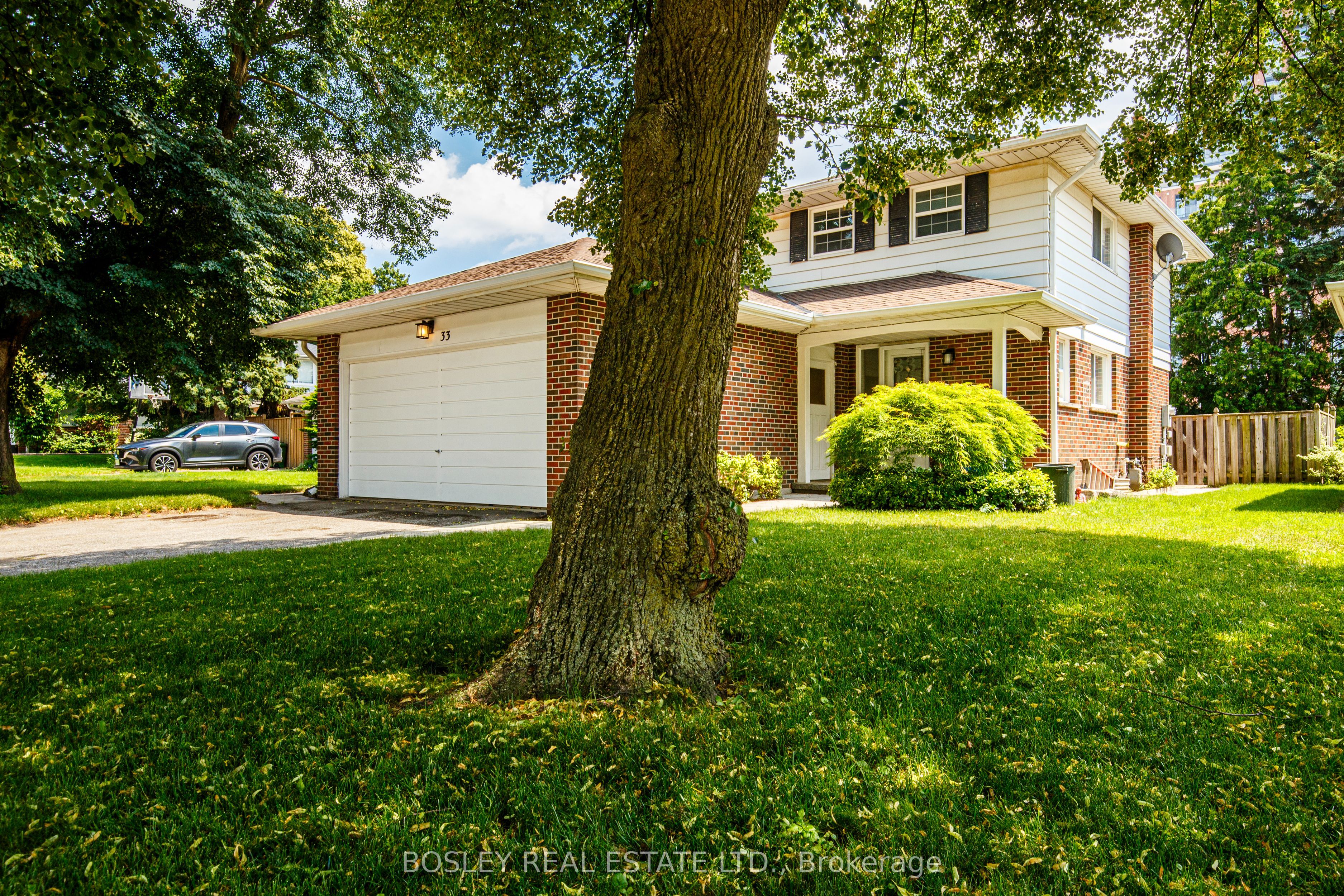 33 Forestbrook Crescent, Toronto, ON M1T 1S7 photo 2