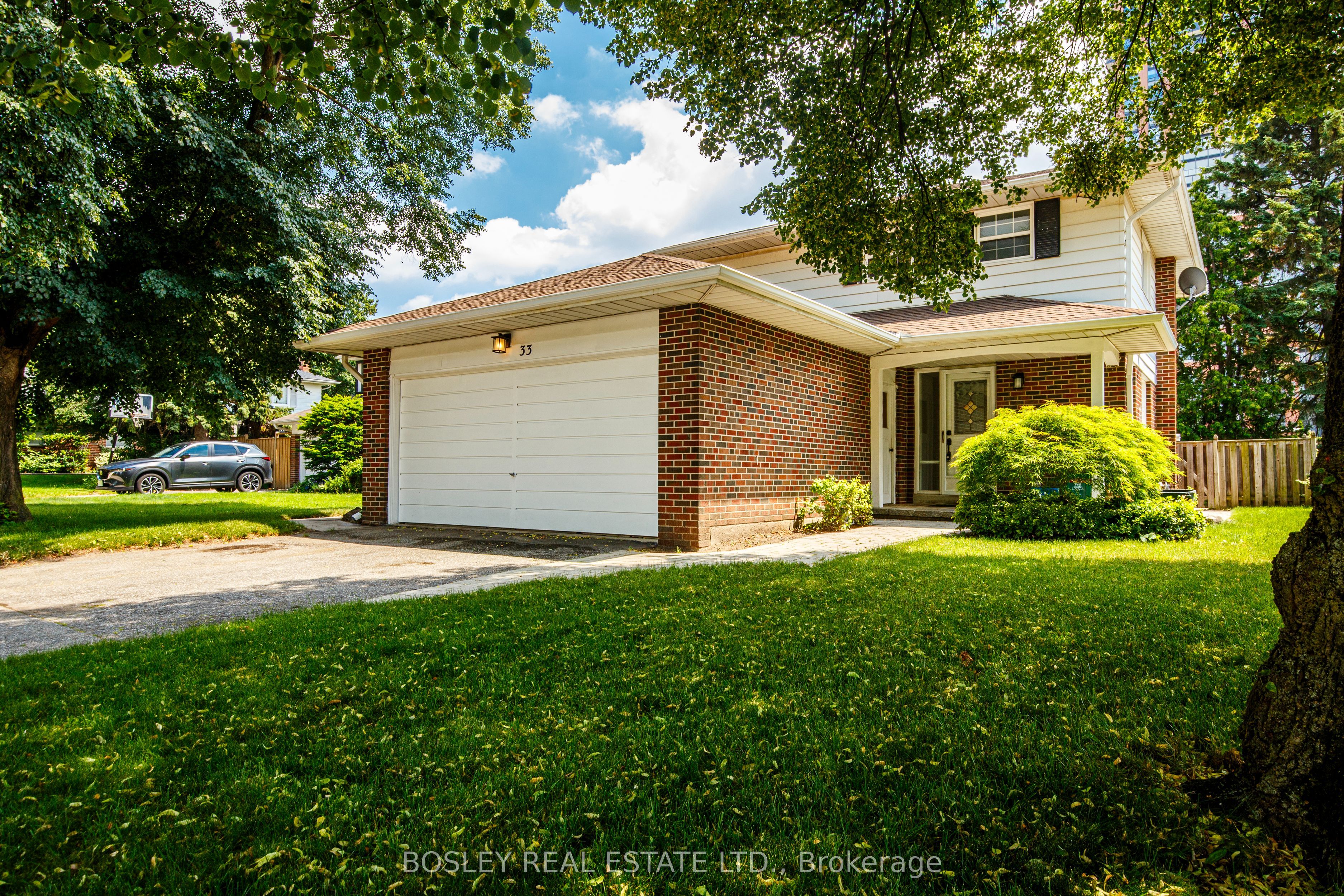 33 Forestbrook Crescent, Toronto, ON M1T 1S7 photo 3