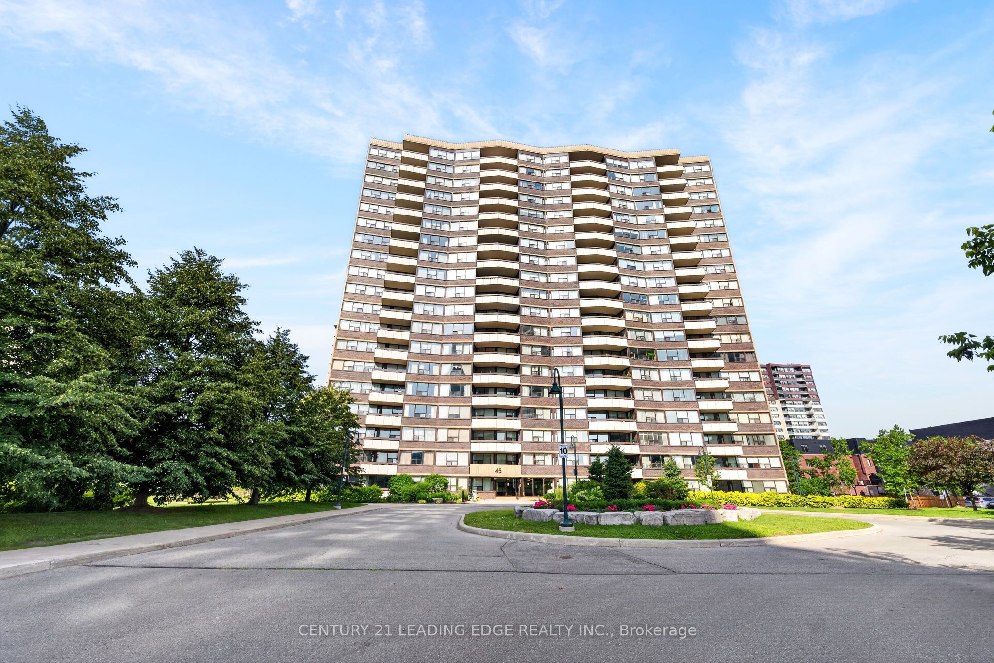 45 Huntingdale Boulevard 1406, Toronto, ON M1W 2N8 photo 4