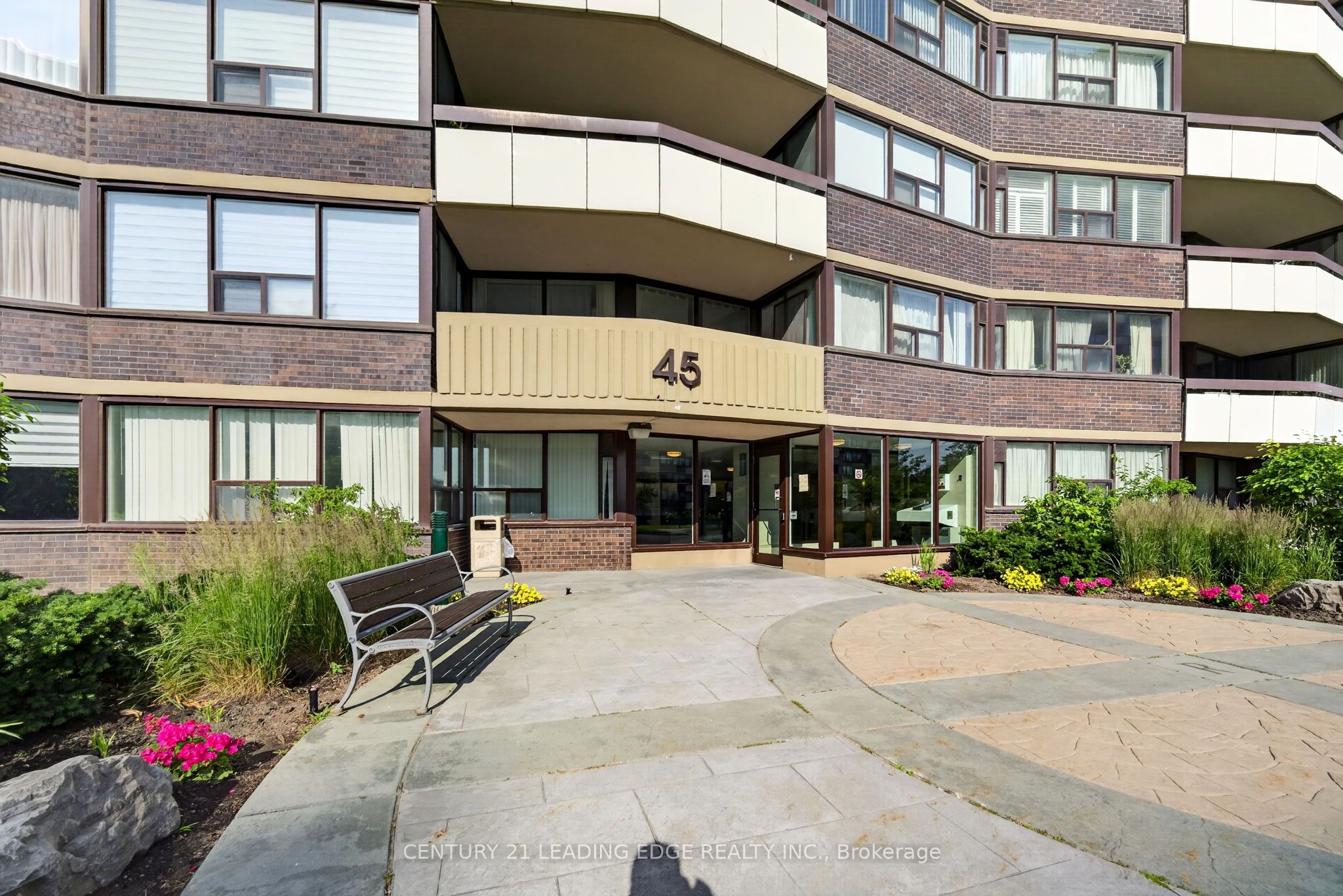 45 Huntingdale Boulevard 1406, Toronto, ON M1W 2N8 photo 5