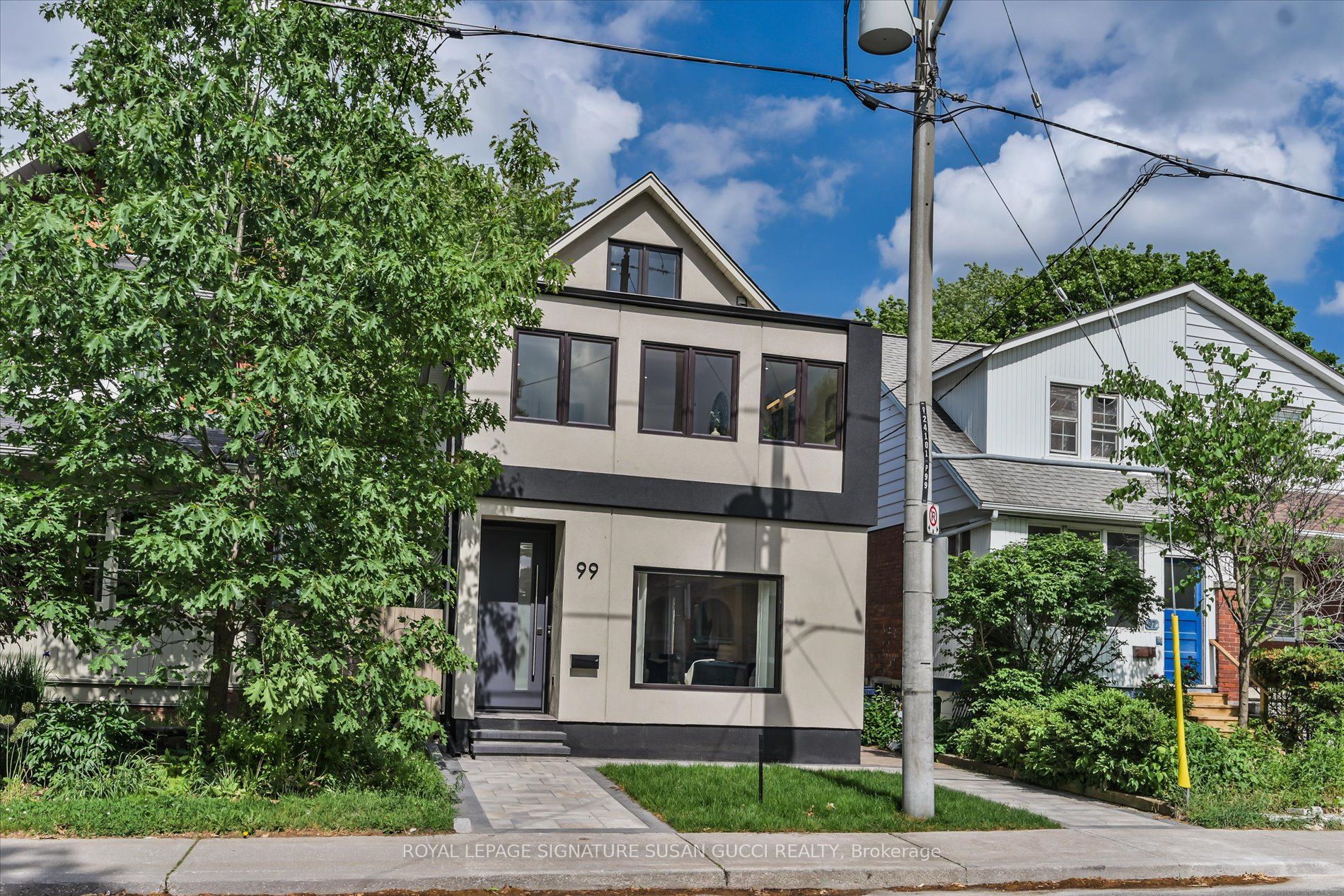 99 Chisholm Avenue, Toronto, ON M4C 4V6 photo 2
