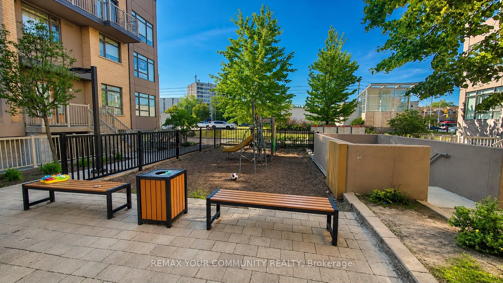 1070 Progress Avenue 209, Toronto, ON M1B 0C5 photo 3
