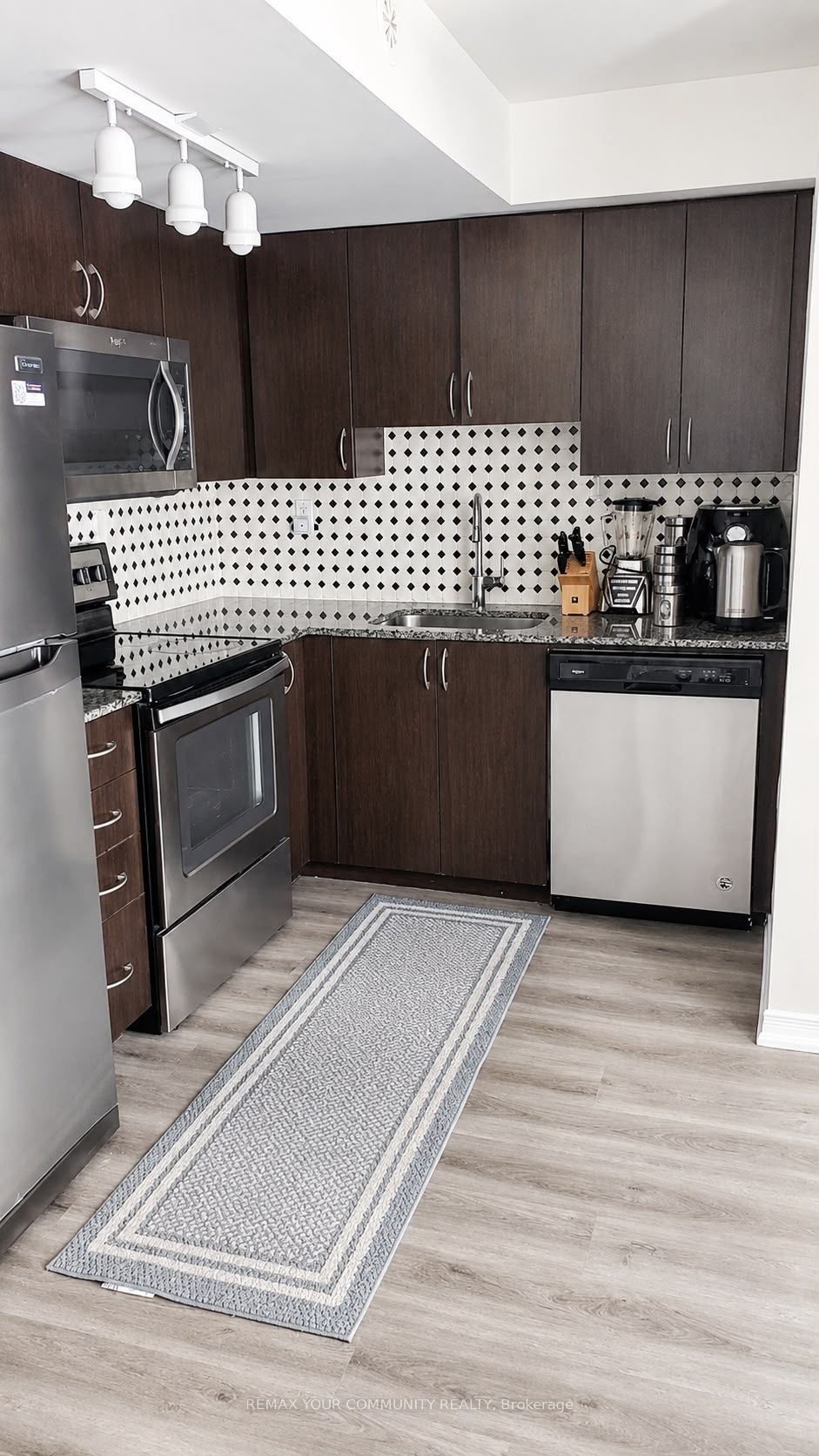 1070 Progress Avenue 209, Toronto, ON M1B 0C5 photo 4
