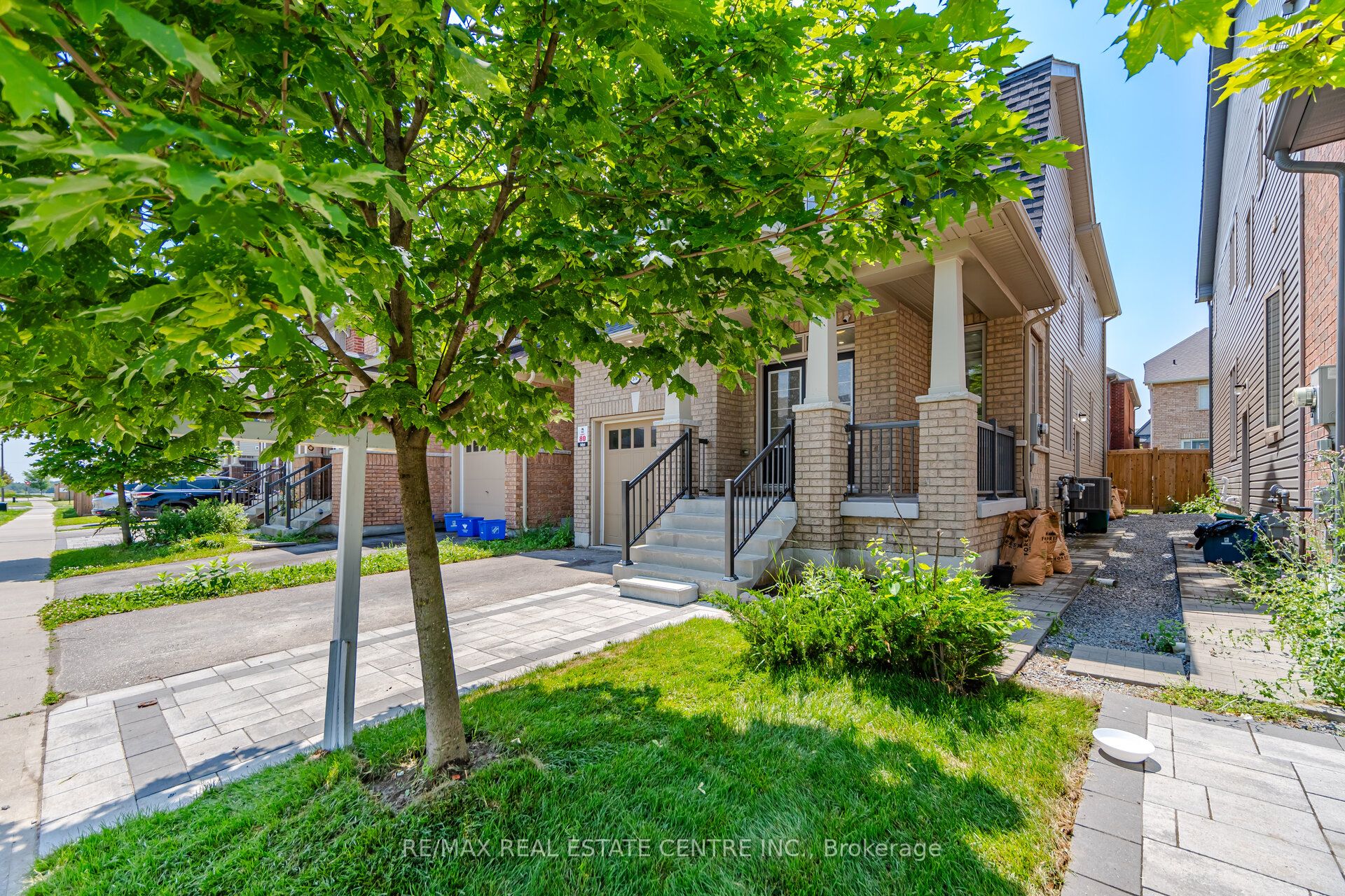 570 Windfields Farm Drive, Oshawa, ON L1L 0L8 photo 3