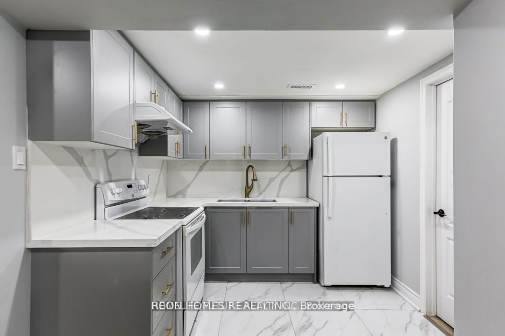20 Bluefin Crescent Bsmt, Toronto, ON M1H 2L1 photo 3