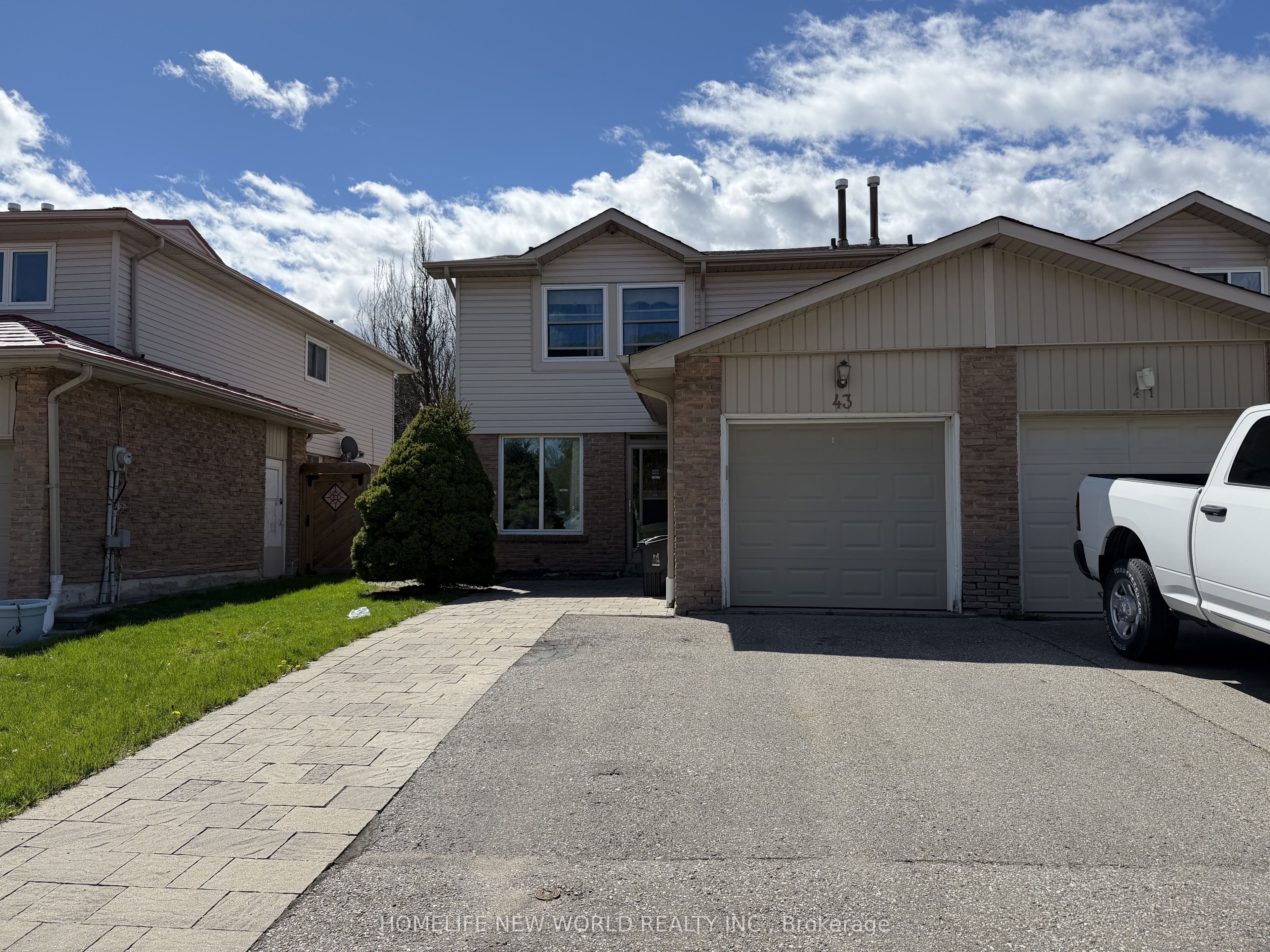 43 Bushmills Square, Toronto, ON M1V 1K5