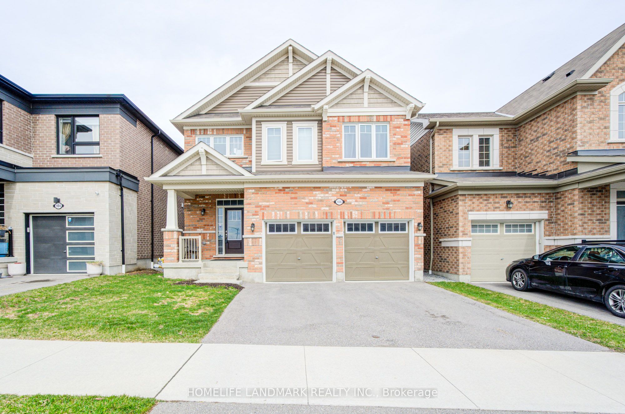 106 Barkerville Drive, Whitby, ON L1P 0L8