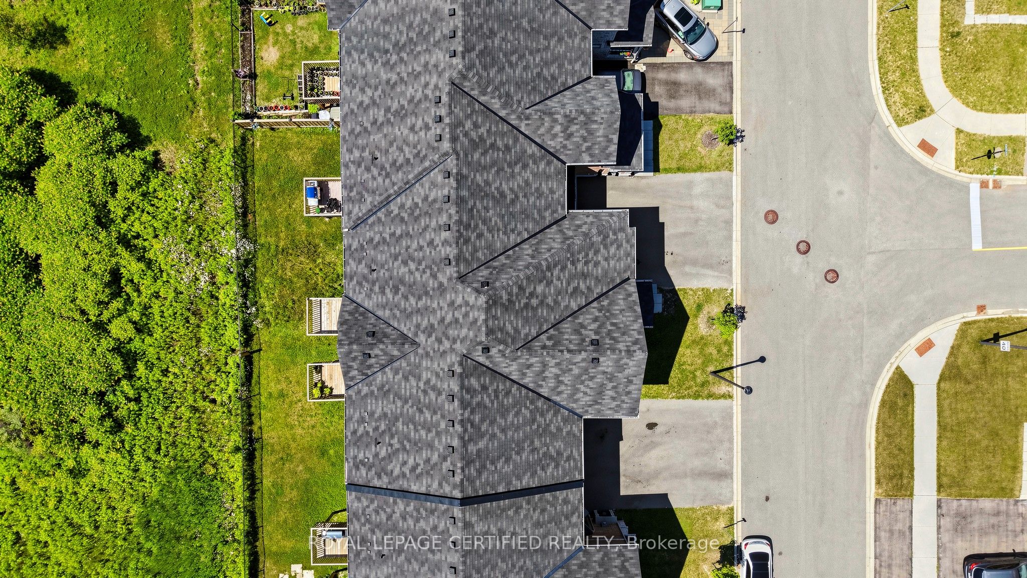 1031 Cameo Street, Pickering, ON L1X 0G3 photo 4