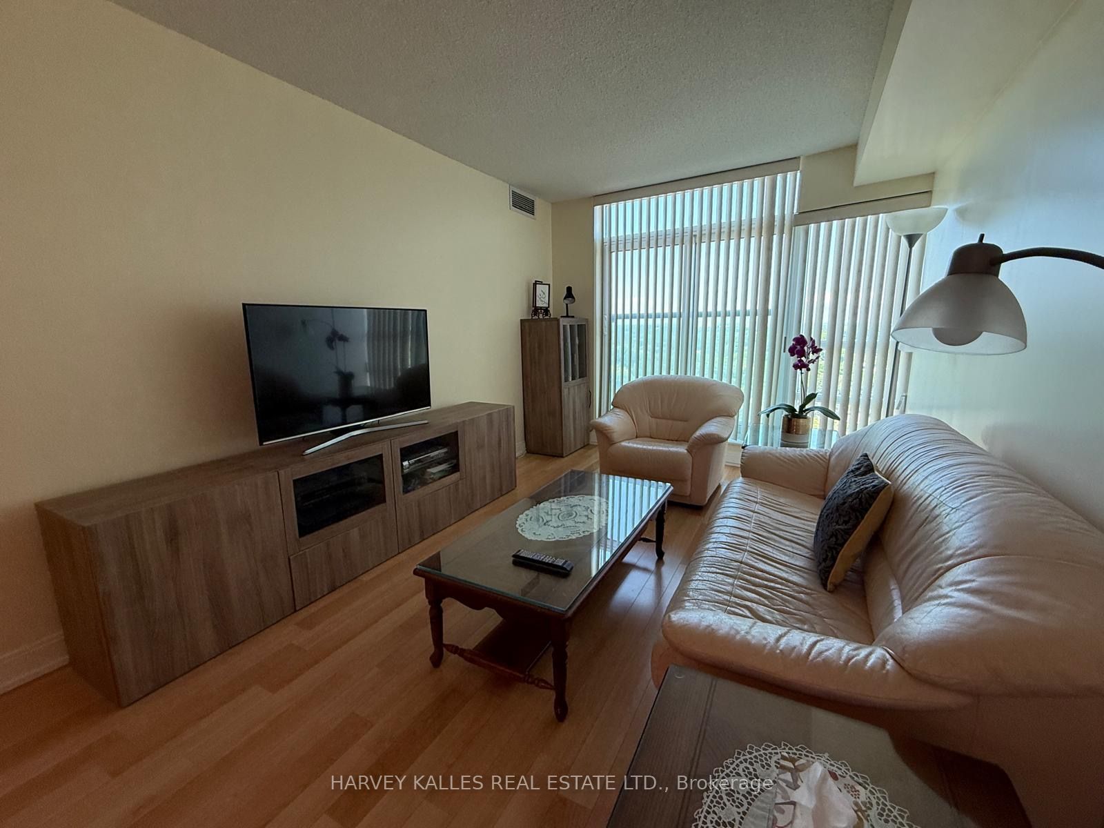 238 Bonis Avenue 1915, Toronto, ON M1T 3W7 photo 3