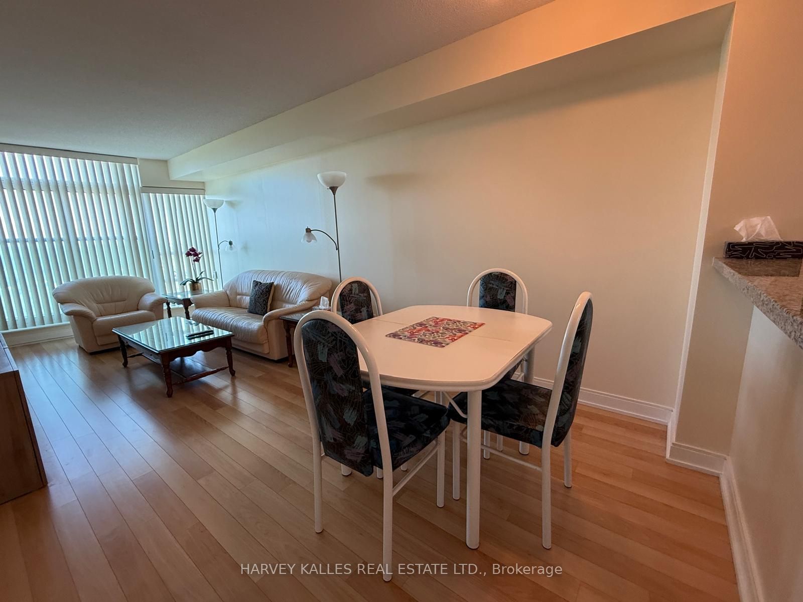238 Bonis Avenue 1915, Toronto, ON M1T 3W7 photo 4