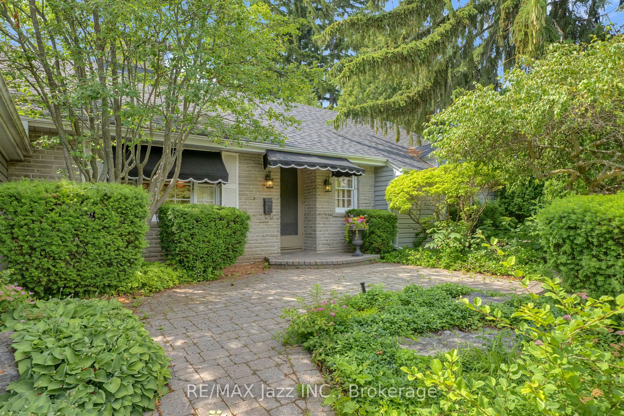 630 Brookside Drive, Oshawa, ON L1G 4H1 photo 2