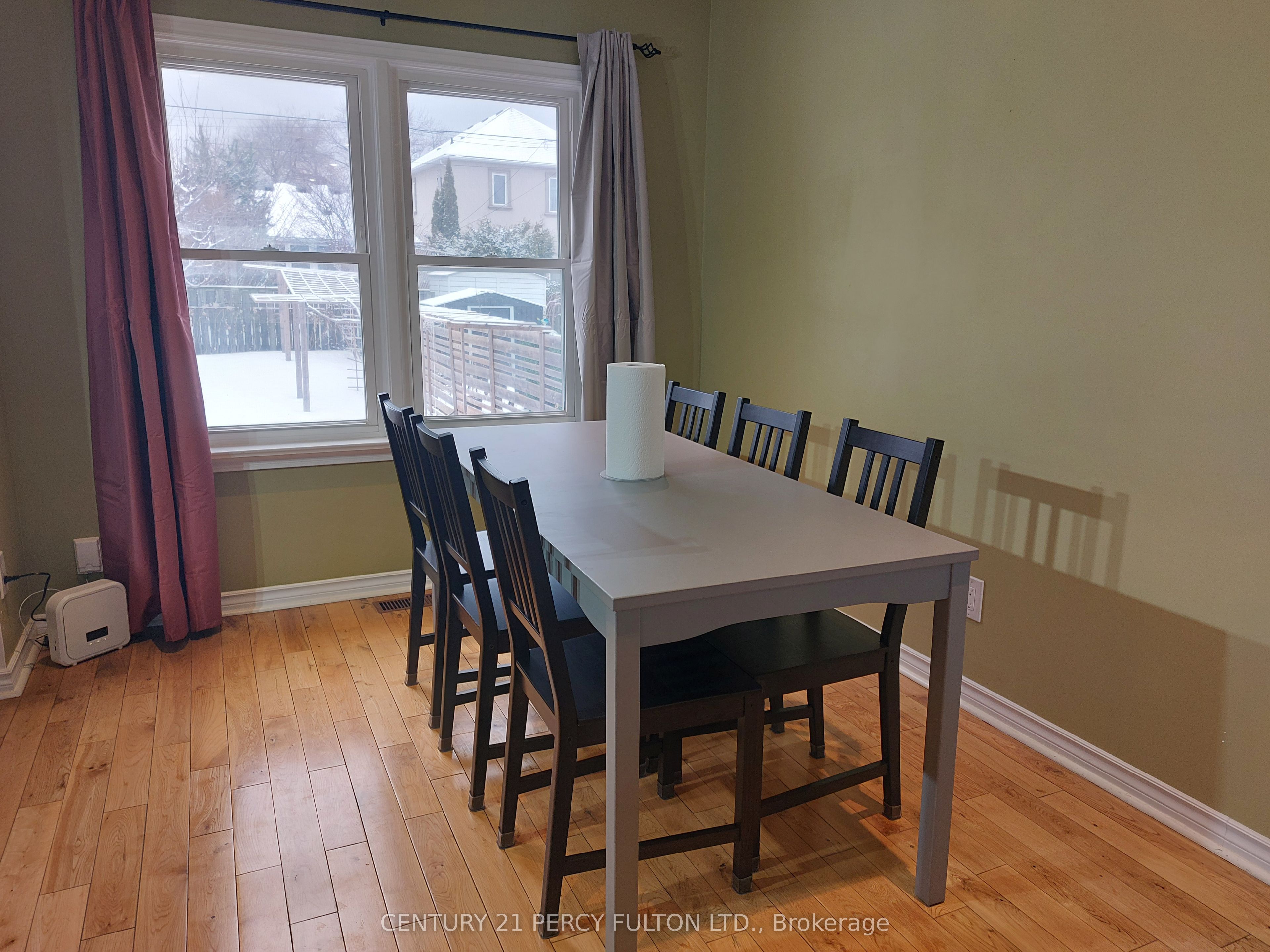 98 Westbourne Avenue, Toronto, ON M1L 2Y5 photo 4