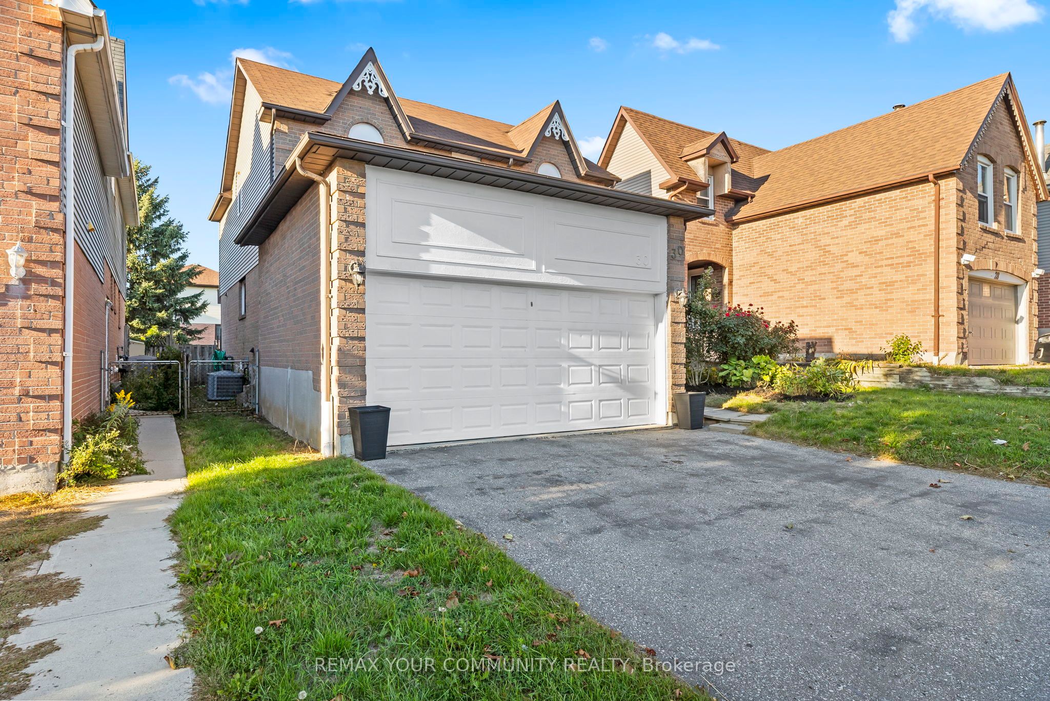 30 Chapman Drive, Ajax, ON L1T 3C3 photo 3