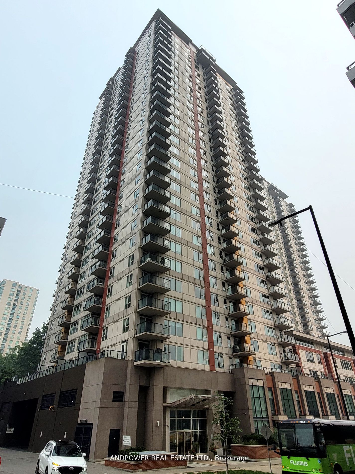 25 Town Centre Court UPH07, Toronto, ON M1P 0B4