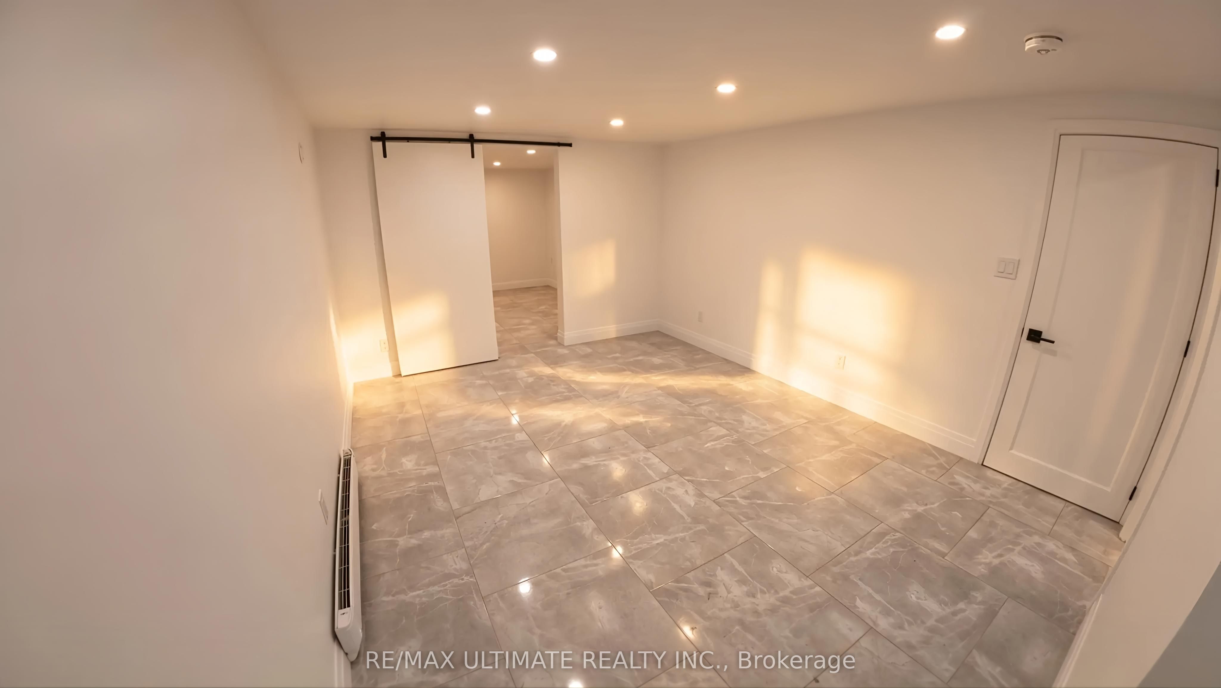 610 Cartier Avenue Lower Level, Oshawa, ON L1J 2C8 photo 3