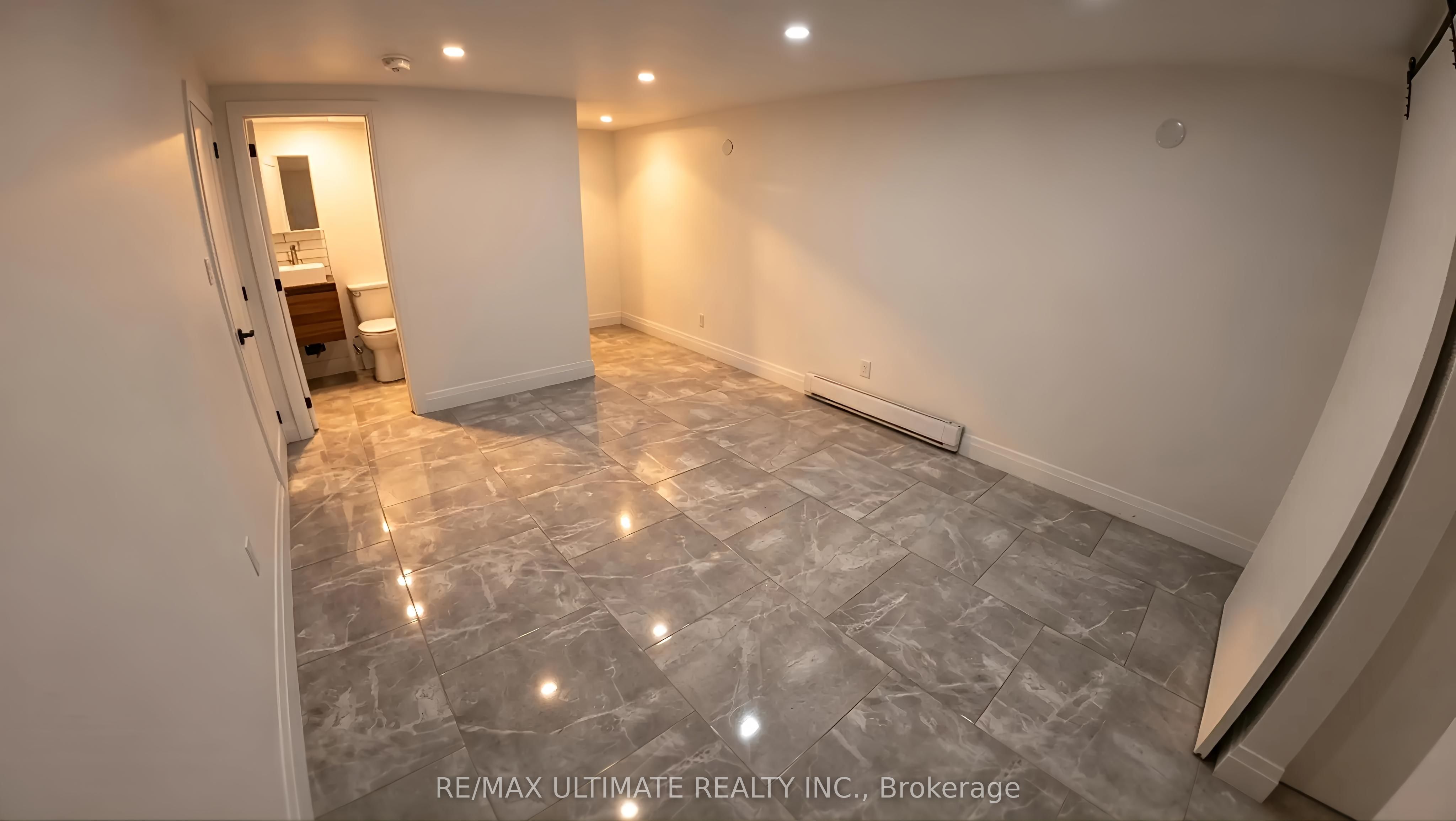 610 Cartier Avenue Lower Level, Oshawa, ON L1J 2C8 photo 5