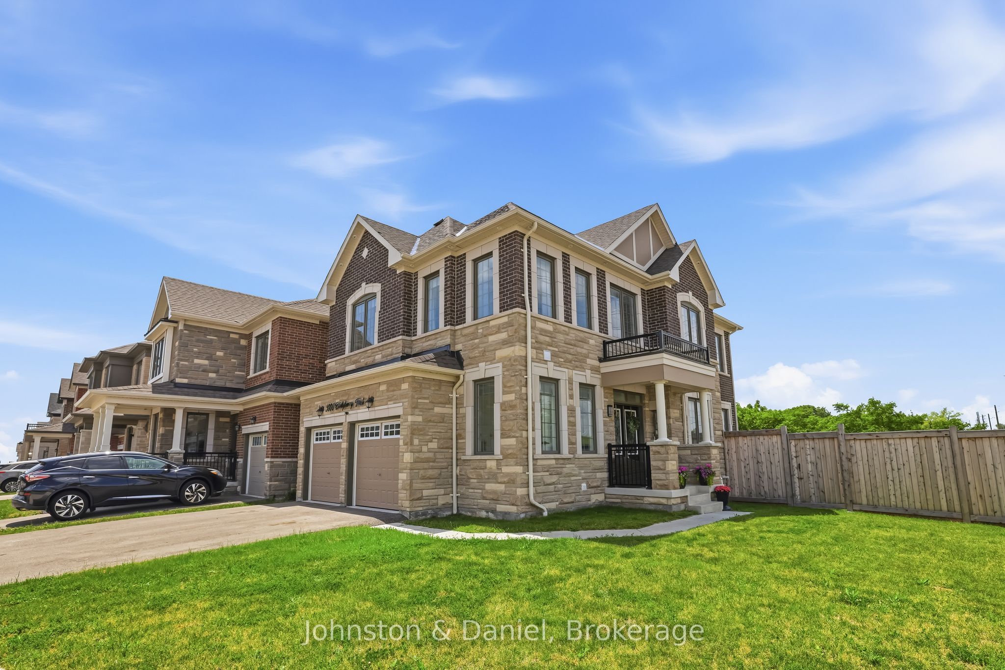 3000 Hollyberry Trail, Pickering, ON L1X 0N5